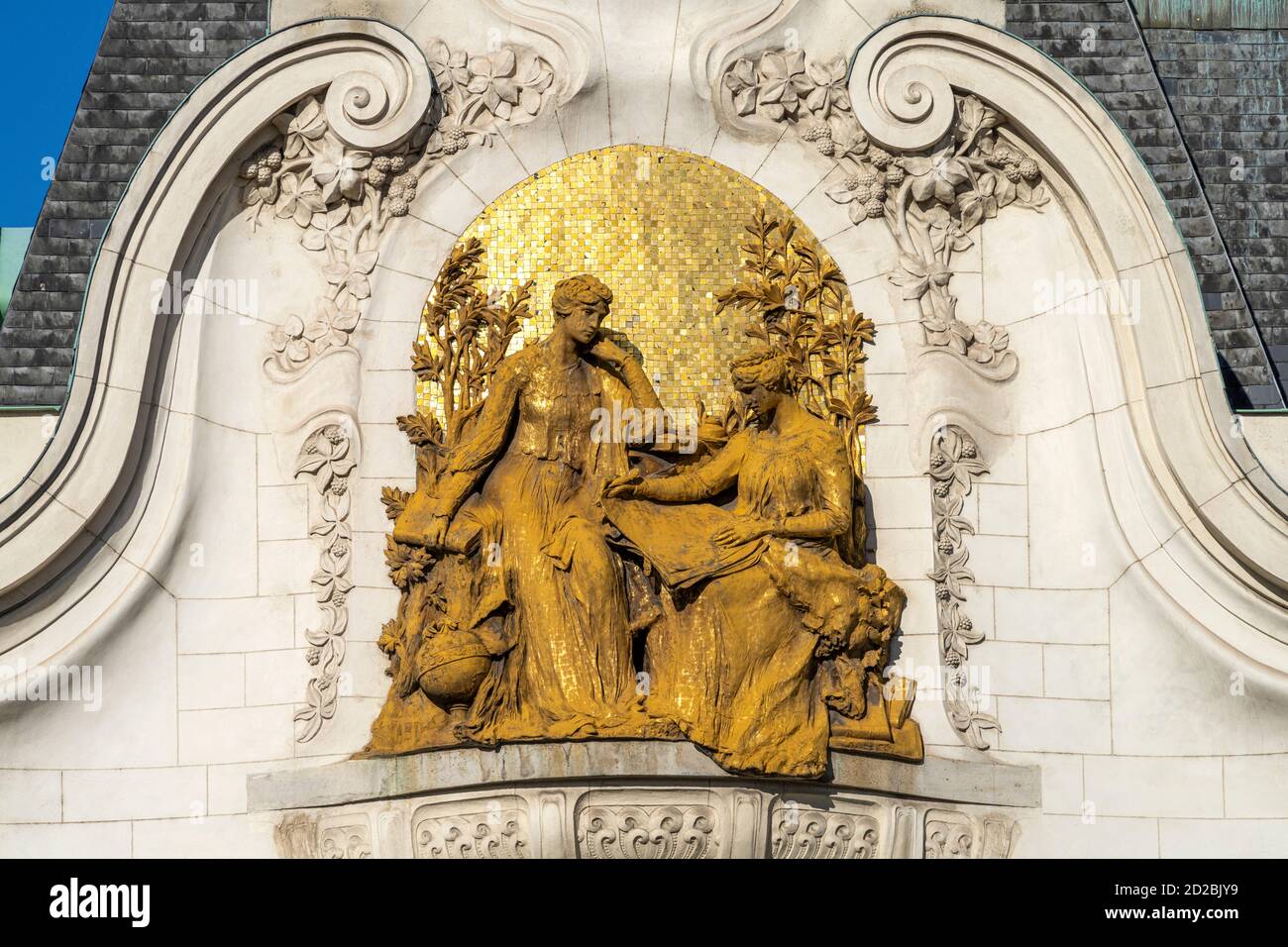 Von François Sicard am Jugendstil Palais der Französischen Botschaft in Wien, Österreich, Europa Foto Stock