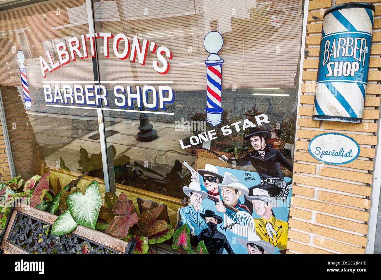 Avon Park Florida, Albritton's, barbiere, cartello vecchio stile, vetrina, visitatori viaggio di viaggio turistico turismo turistico luoghi di interesse cultu Foto Stock