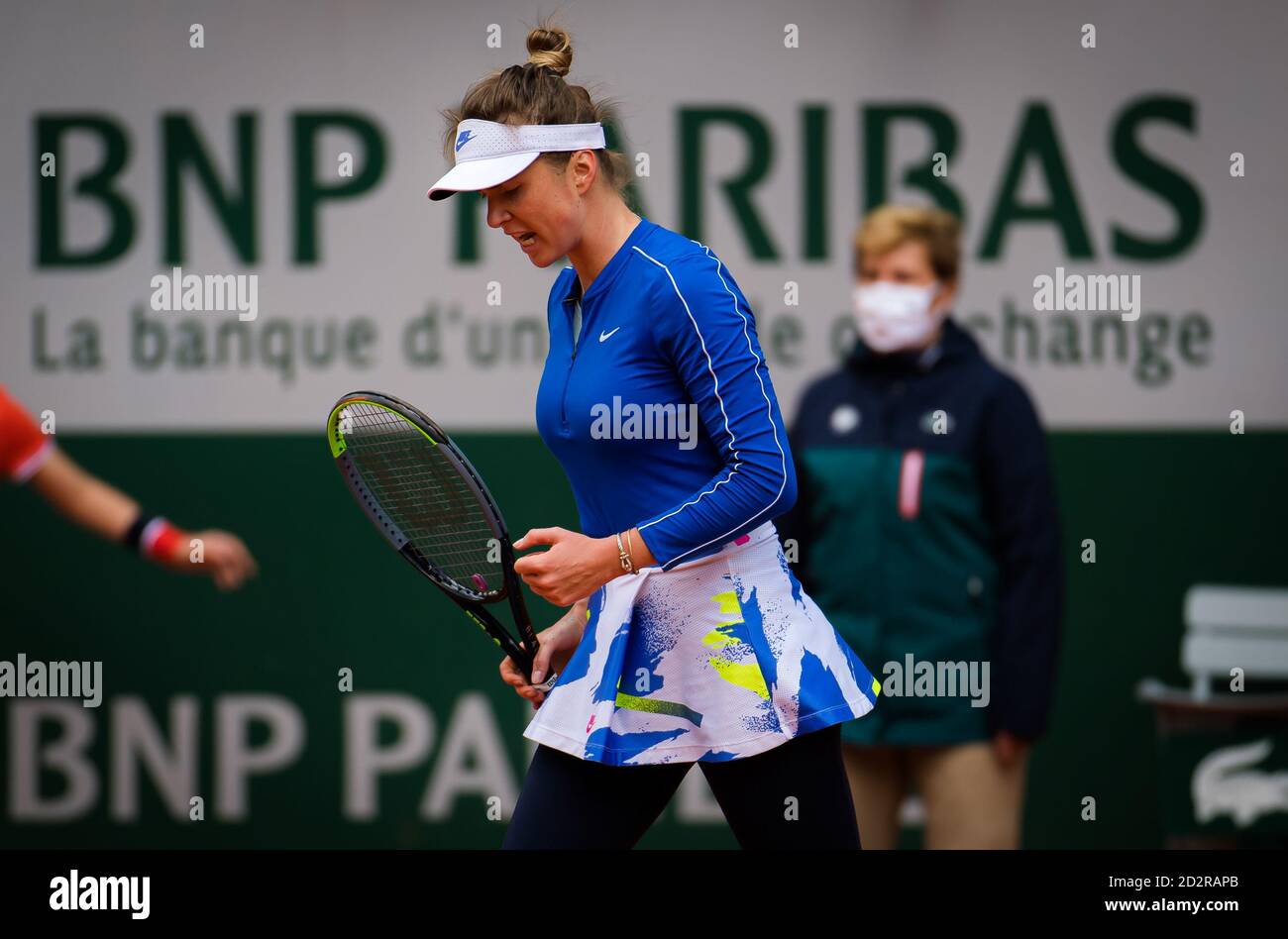 lina Svitolina dell'Ucraina in azione contro Nadia Podoroska dell'Argentina durante il quarto-finale al Roland Garros 2020, Grand Slam tennis to Foto Stock