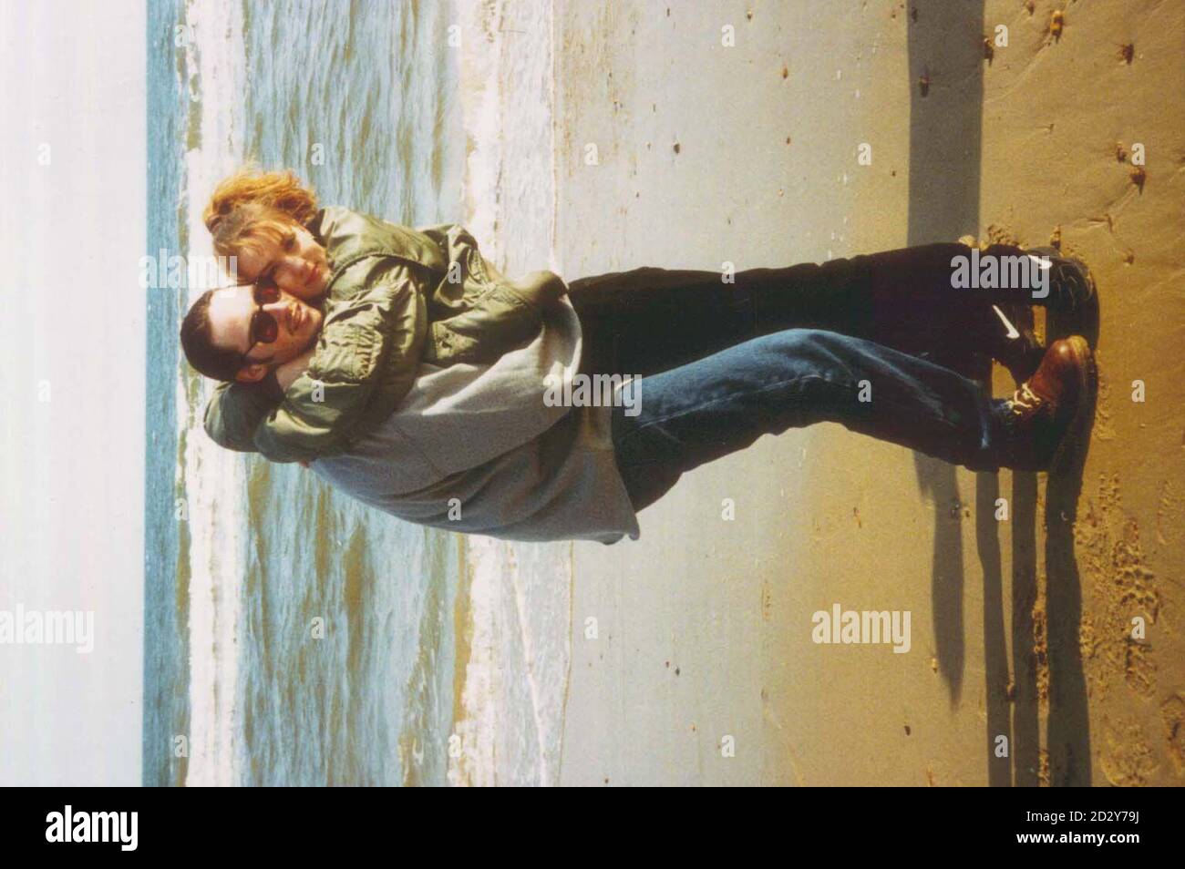 Non datato raccogliere foto di Toby Exley, 22, E Karen Martin, 20 anni, la giovane coppia uccisa in un incidente di rabbia stradale il 6 ottobre, quando un'auto che viaggiava dietro di loro sulla A316, Great Chertsey Road, a ovest di Londra, li ha costretti a attraversare la riserva centrale nel percorso di un'auto in arrivo. Vedi PA Story CRIME Couple. Foto Stock