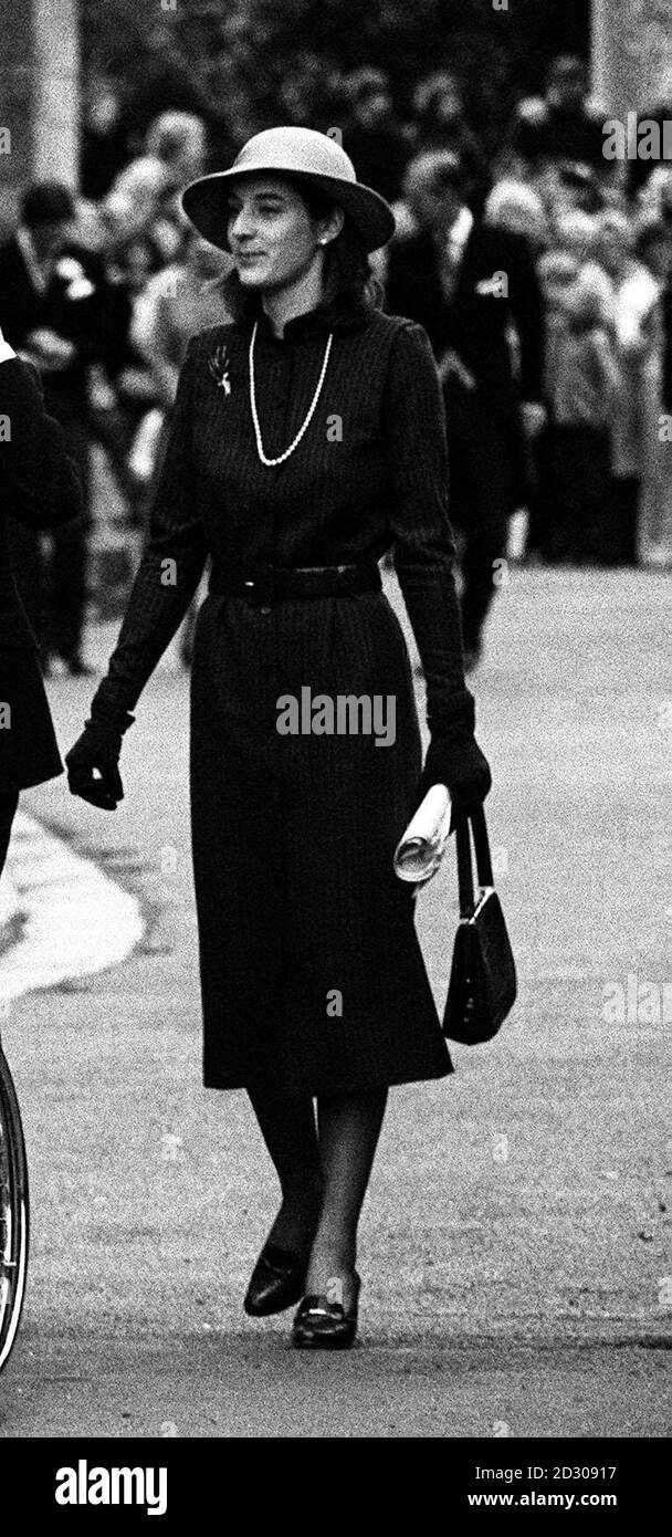 Lady Amanda Knatchbull, 22 anni, fidanzata del Principe di Galles. Lady Knatchbull è la figlia di Lord e Lady Brabourne, e nipote del conte Mountbatten di Birmania, rendendola la prima cugina una volta rimossa dal Principe. * ha ospitato Charles nella tenuta di famiglia Brabourne sull'isola di Eleuthera nelle Bahamas. Foto Stock