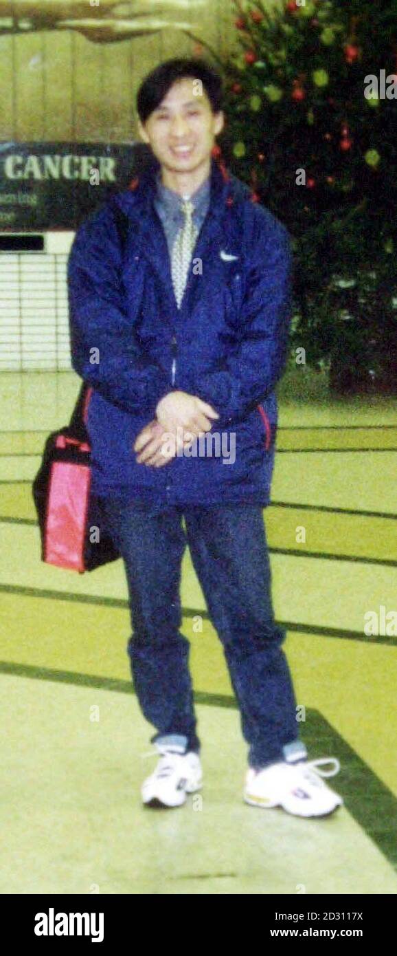 Il sig. Li fu Kang, che ha ferito cinque membri della stessa famiglia in un attentato al decollo cinese dove lavorava, è stato condannato a 15 anni di carcere presso il tribunale della Corona di Bristol. È stato trovato colpevole di cinque conteggi di danno corporeo grievous con intenzione. Foto Stock