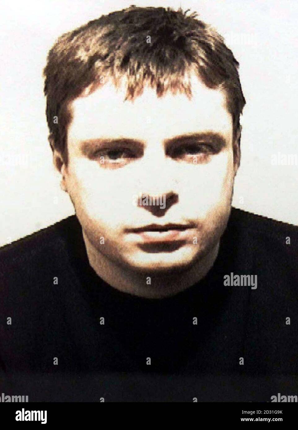 La polizia ha emesso un quadro di ventinove anni paranoico schizofrenico Raymond William Wills che ha macellato sua sorella più giovane Caroline Wills, 26, e il suo figlio di cinque anni, Ashley, in un attacco frenetico nella loro casa lo scorso marzo * ... e fu ordinato di essere tenuto in un ospedale mentale di massima sicurezza. Ha pugnalato la sorella e nipote decine di volte prima di schiacciare le loro gole, poi ha camminato verso la casa dei suoi genitori e ha detto al padre che cosa aveva fatto. Wills, di Sallyport Crescent, Newcastle upon Tyne, ha negato due accuse di omicidio, ma ha ammesso la macellazione per via della diminuzione della tregua Foto Stock