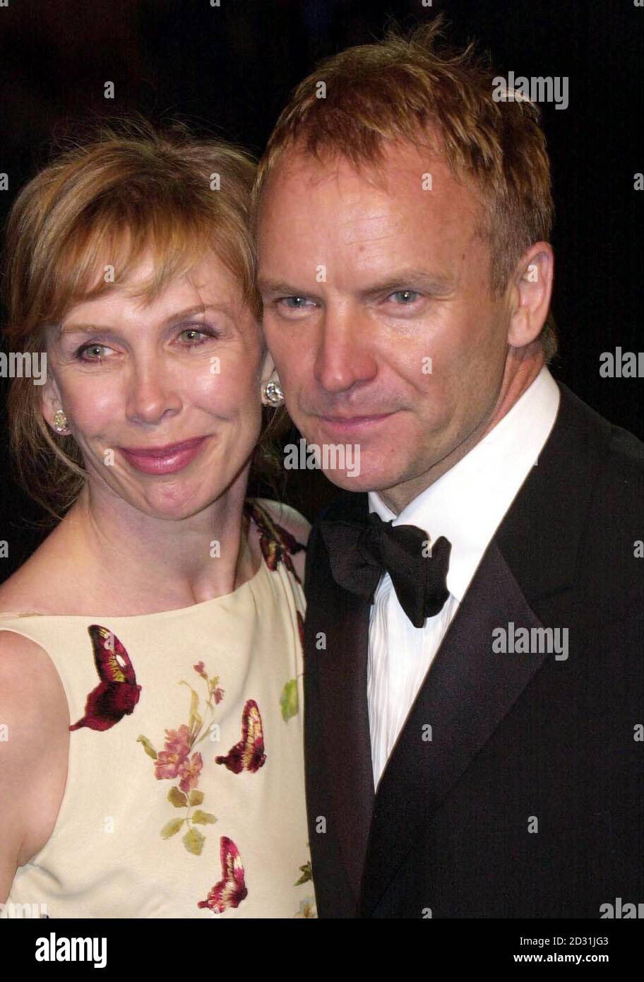 Cantante Sting con sua moglie Trudie Styler che arriva al Vanity Fair Post Oscars Party, tenuto a Morton's a Los Angeles, USA. Foto Stock