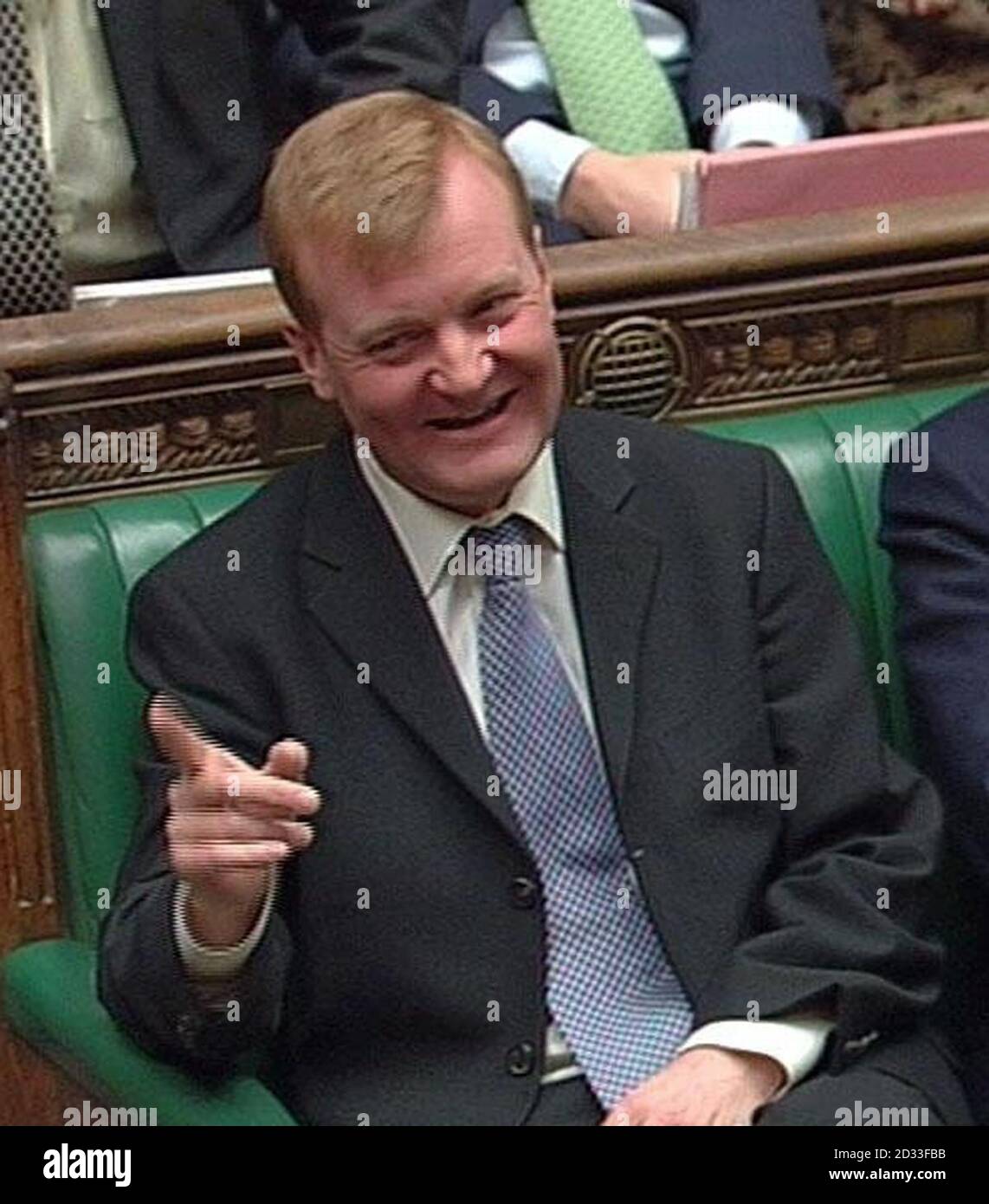 Il leader dei liberaldemocratici Charles Kennedy durante le interrogazioni del primo ministro alla Camera dei Comuni, a Londra. Foto Stock