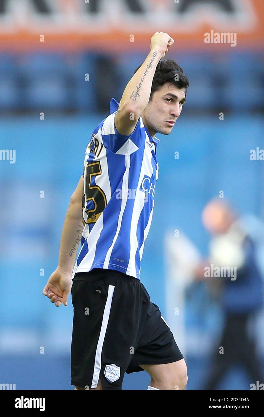 Fernando Forestieri di Sheffield Wednesday festeggia il primo gol della partita dei suoi team durante la partita del campionato Sky Bet a Hillsborough, Sheffield. Foto Stock