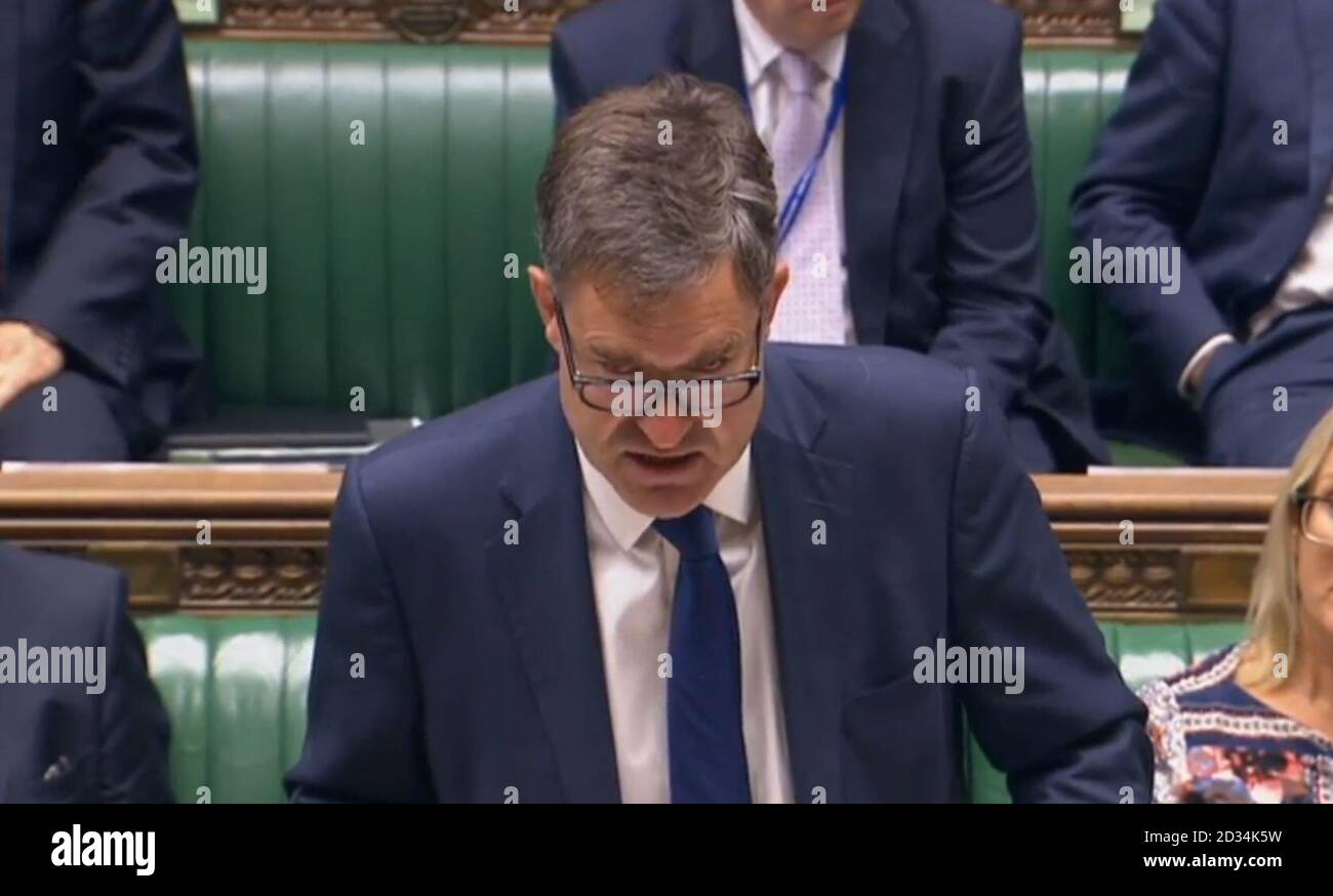 Il Segretario al lavoro e alle pensioni David Gauke annuncia alla Camera dei Comuni, Londra, che l'età pensionabile statale aumenterà da 67 a 68 anni dal 2037. Foto Stock