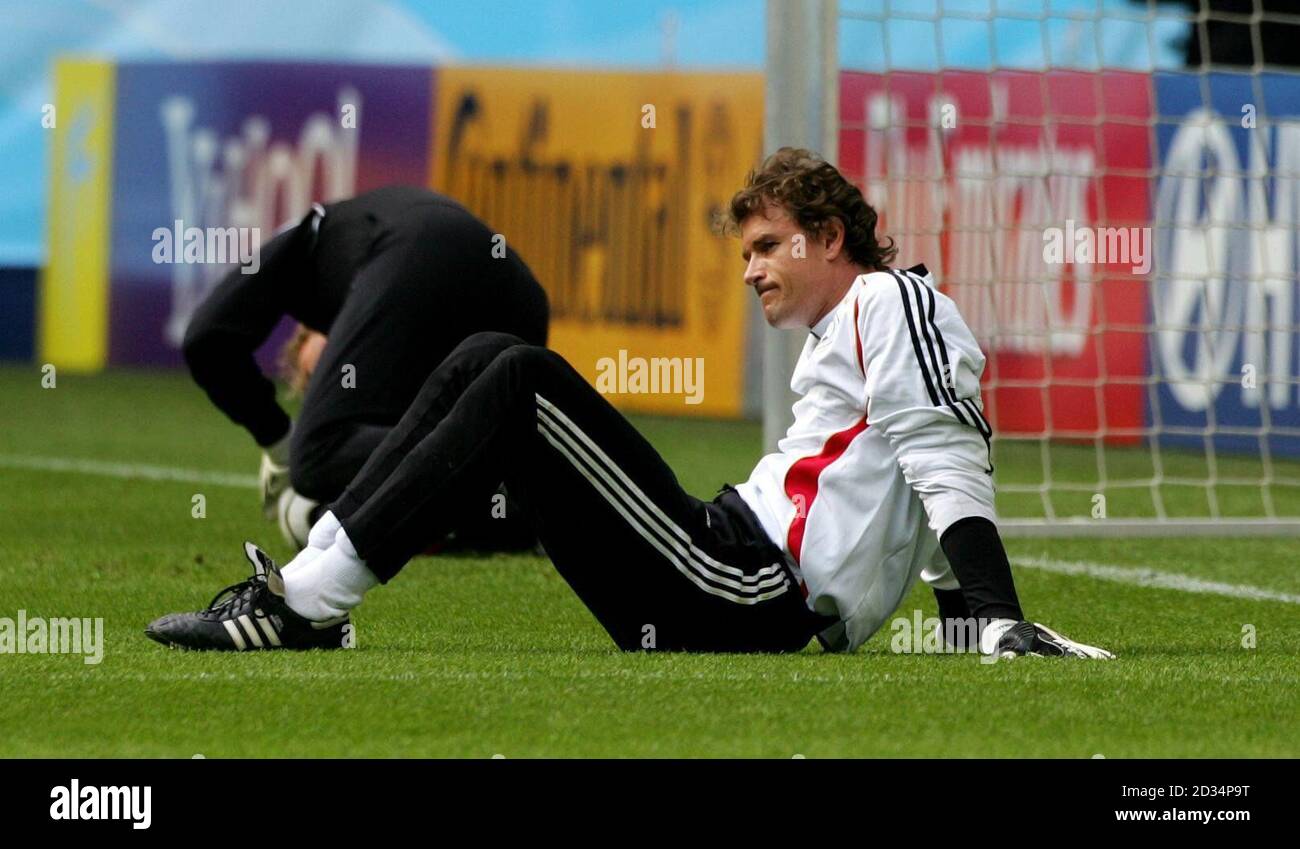 Il portiere tedesco Jens Lehman durante una sessione di allenamento allo stadio della Coppa del mondo FIFA di Monaco, Germania. Foto Stock