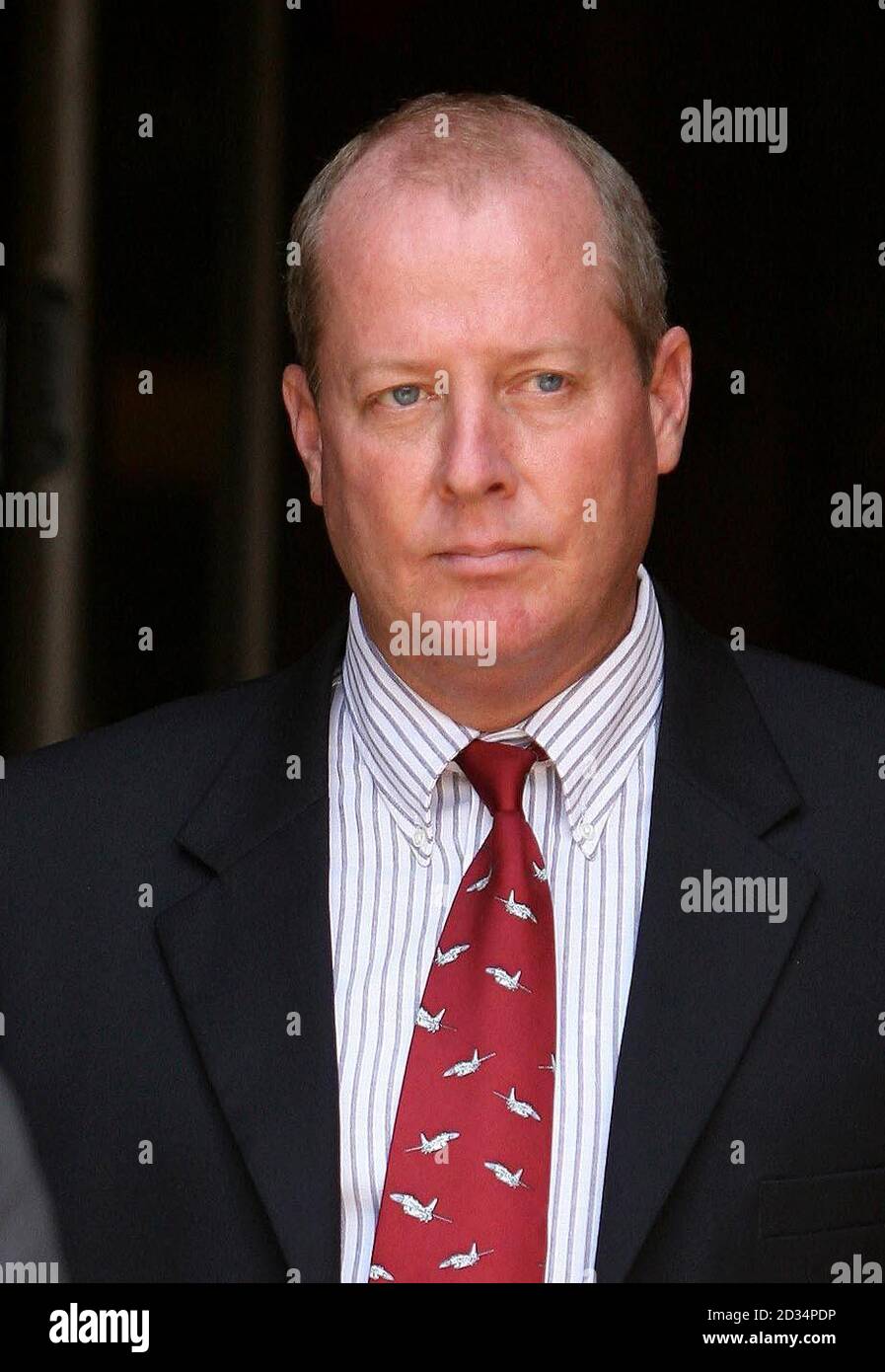 American Airline pilota James Yates al di fuori di Trafford magistrati corte in cui egli ha negato di essere bevuto prima di tentare di battere il suo getto a Chicago. Foto Stock