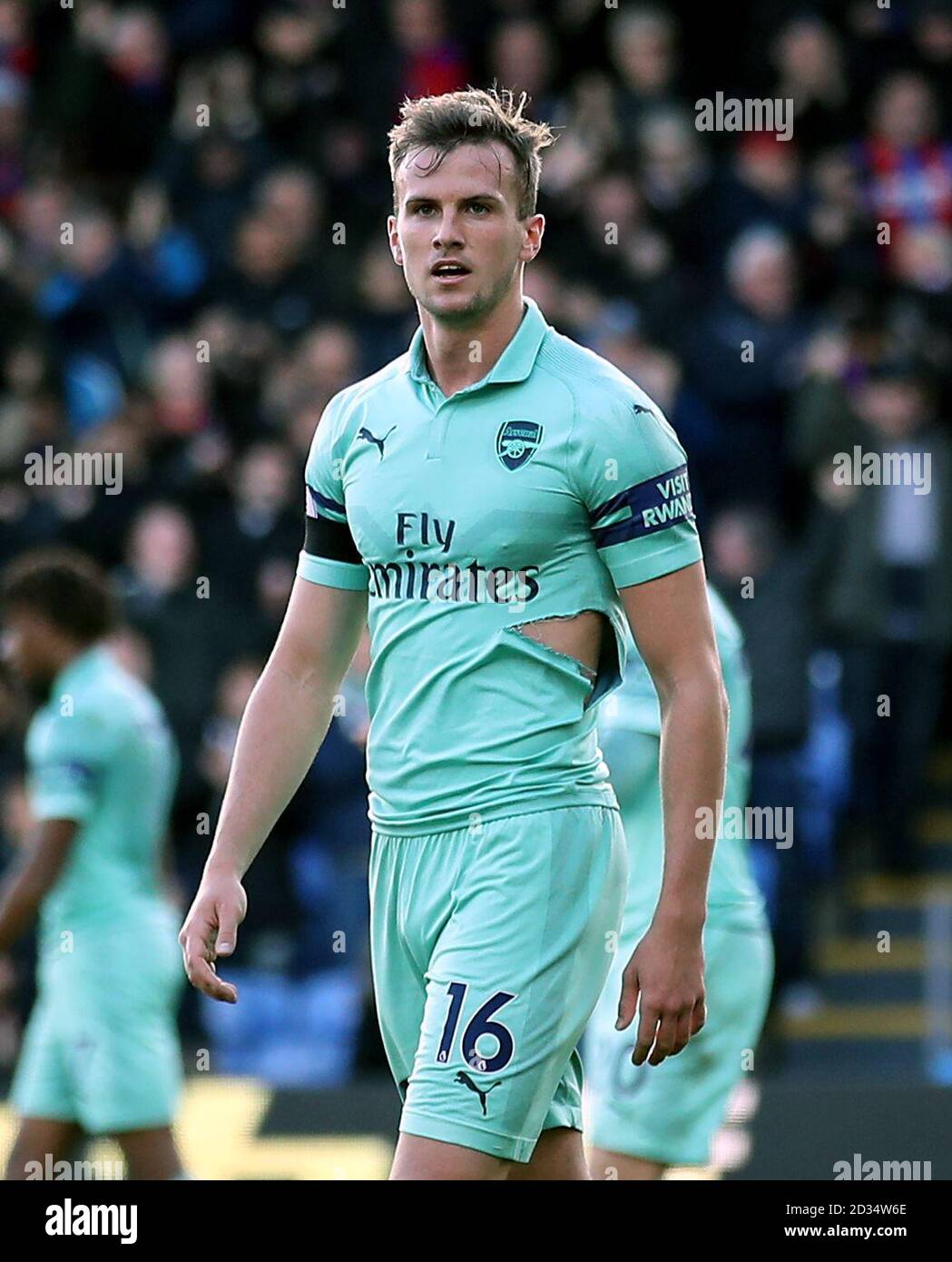 L'Arsenal's Rob Holding si appella per una penalità durante la partita della Premier League a Selhurst Park, Londra. PREMERE ASSOCIAZIONE foto. Data immagine: Domenica 28 ottobre 2018. Visita il palazzo DEL CALCIO della storia della Pennsylvania. Il credito fotografico dovrebbe essere: Tim Goode/PA Wire. RESTRIZIONI: Nessun utilizzo con audio, video, dati, elenchi di apparecchi, logo di club/campionato o servizi "live" non autorizzati. L'uso in-match online è limitato a 120 immagini, senza emulazione video. Nessun utilizzo nelle scommesse, nei giochi o nelle pubblicazioni di singoli club/campionati/giocatori. Foto Stock
