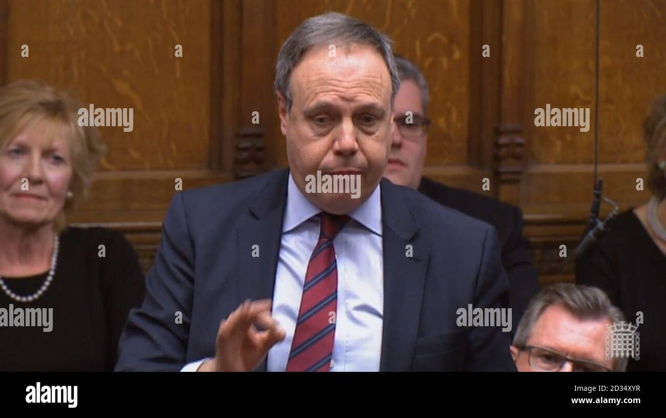 Nigel Dodds, vice leader del DUP, parla dell'accordo sulla Brexit del governo, alla Camera dei Comuni, Londra. Foto Stock