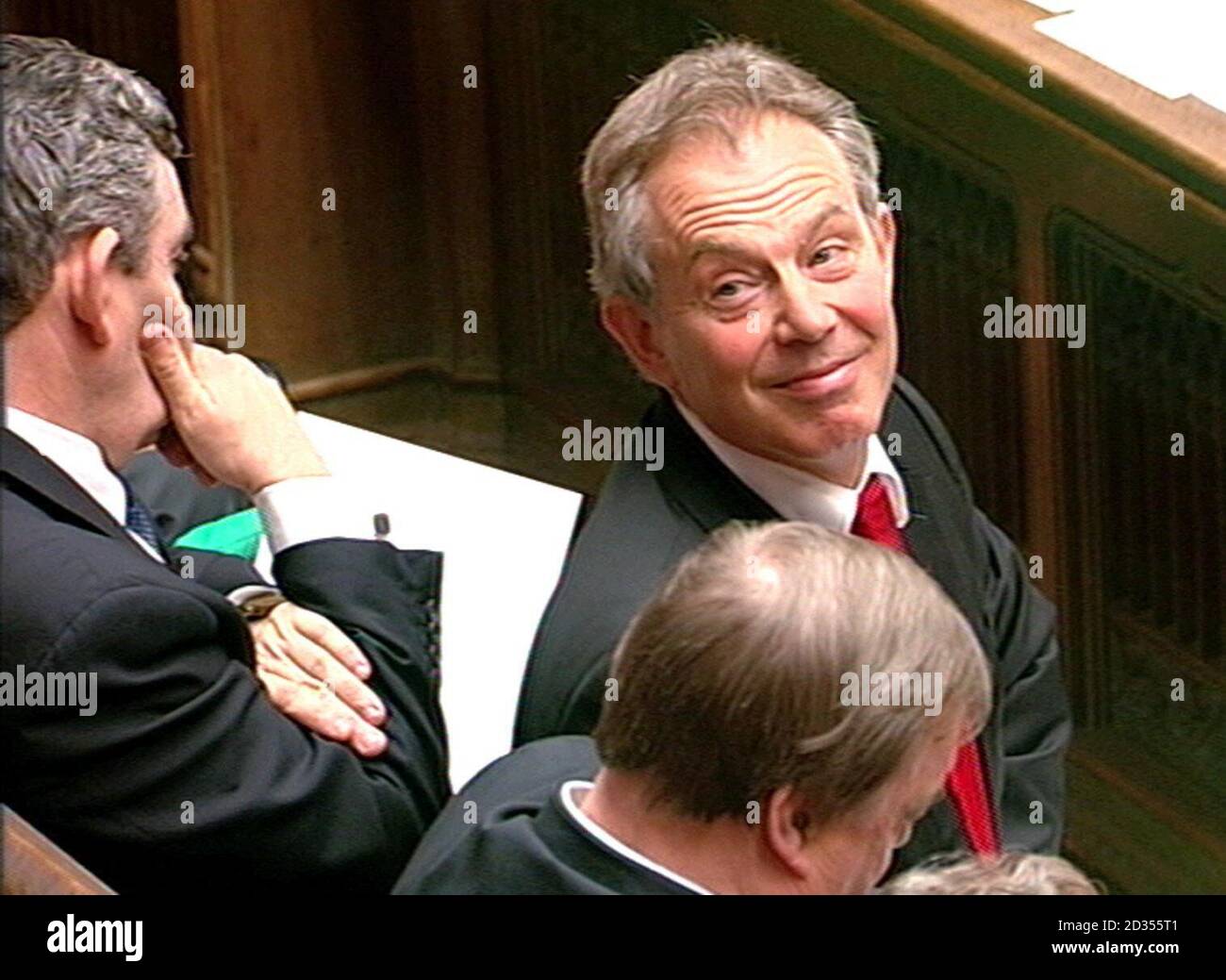 Il primo ministro britannico Tony Blair durante le sue ultime interrogazioni del primo ministro alla Camera dei Comuni, nel centro di Londra. Foto Stock