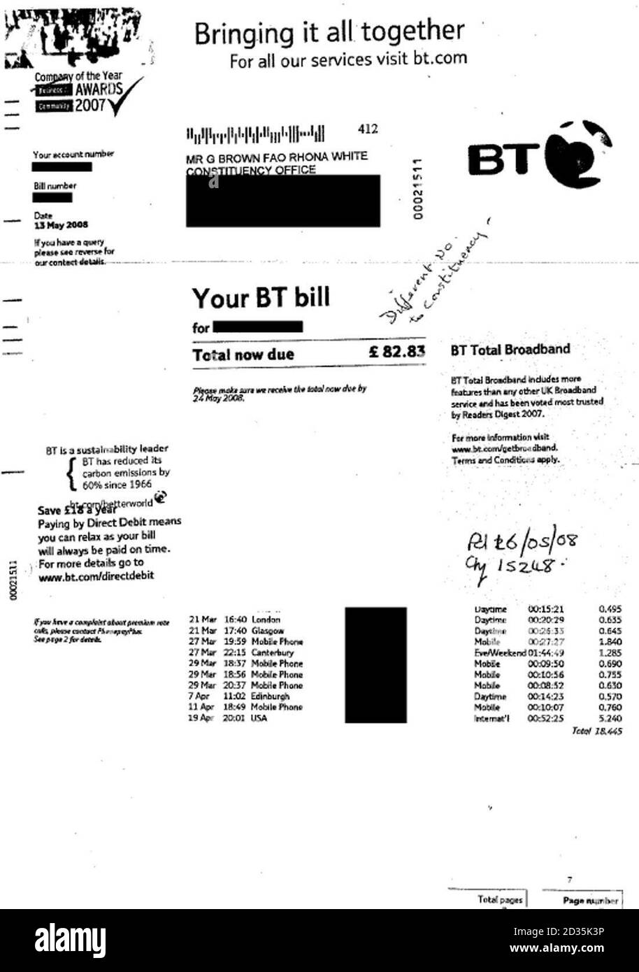 Una pagina di bollette telefoniche presentata come parte delle richieste del primo ministro Gordon Brown di indennità di costo supplementare che sono state pubblicate oggi sul sito web del Parlamento. Foto Stock