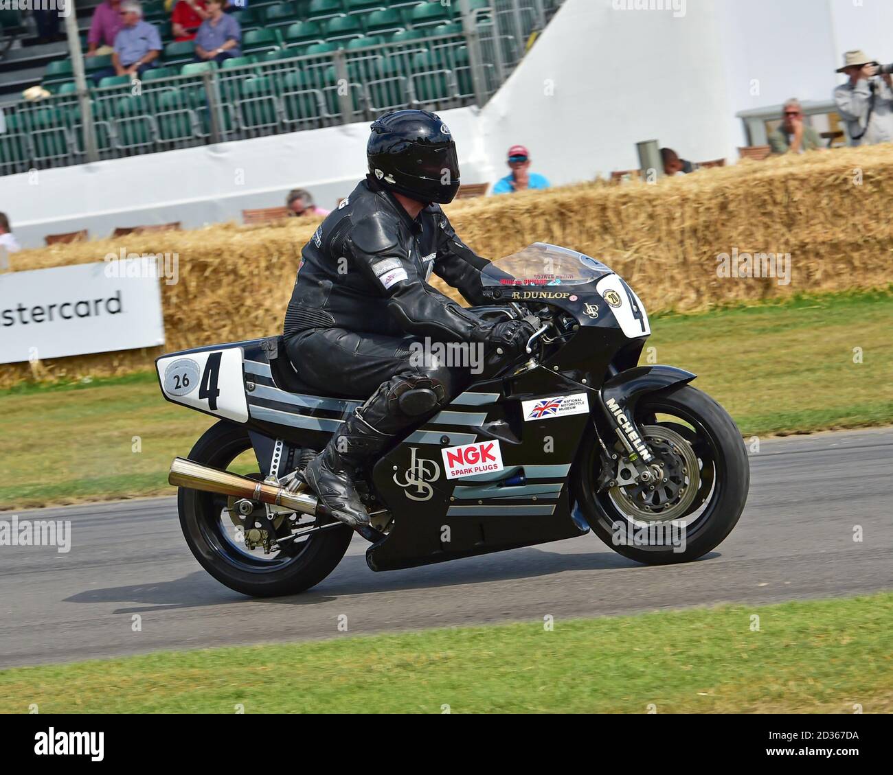 James Hewing, Norton JPS Works Rotary, motociclette da corsa classiche,  Goodwood Festival of Speed, Speed Kings, Motorsport's Record Breakers,  Goodwood, Ju Foto stock - Alamy