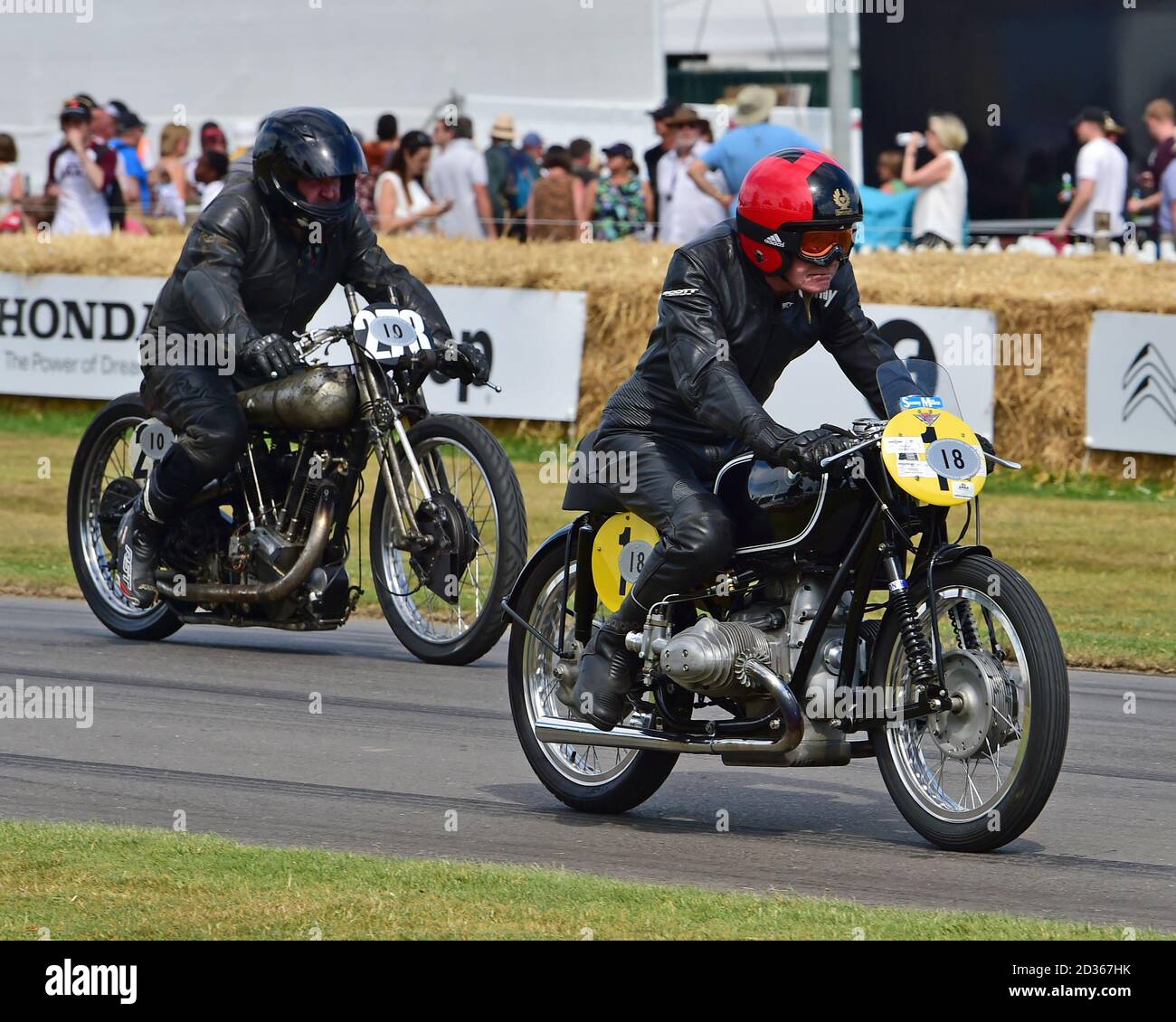 Sammy Miller, BMW Rennsport, Tony Perkin, Brough Superior KTOR, motociclette da corsa classiche, Goodwood Festival of Speed, Speed Kings, Motorsport's Reco Foto Stock