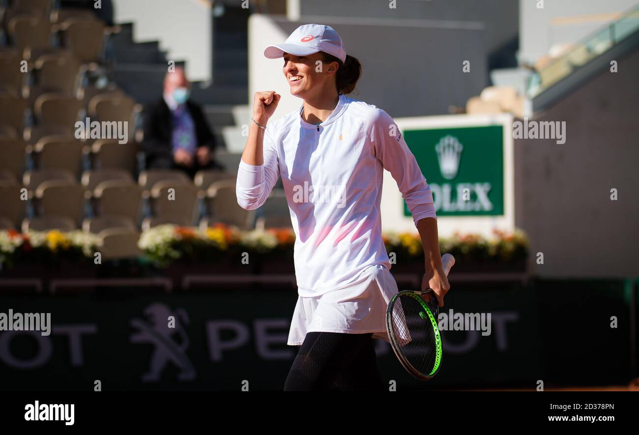 Parigi, Francia, Italia. 07 ottobre 2020. IgA Swiatek della Polonia in azione durante la doppia finale al Roland Garros 2020, torneo di tennis Grand Slam, il 7 ottobre 2020 allo stadio Roland Garros di Parigi, Francia - Photo Rob Prange/Spain DPPI/DPPI durante la quarta finale del Roland Garros 2020, Grand Slam, Tennis Internationals a parigi, francia, Italia, Ottobre 07 2020 Credit: Agenzia fotografica indipendente/Alamy Live News Foto Stock