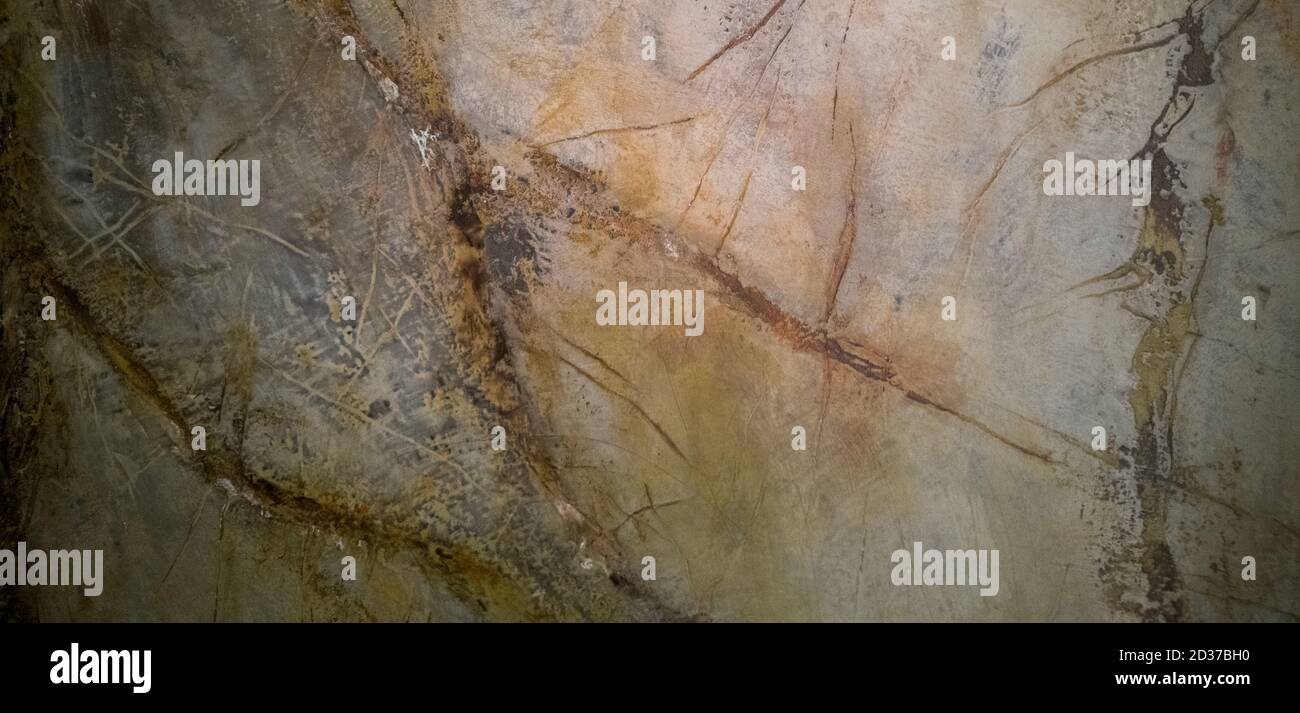 La texture di un muro di pietra. Il castello vecchio muro di pietra la texture dello sfondo. Muro di pietra come sfondo o texture. Parte di un muro di pietra, per sfondo o del testo Foto Stock