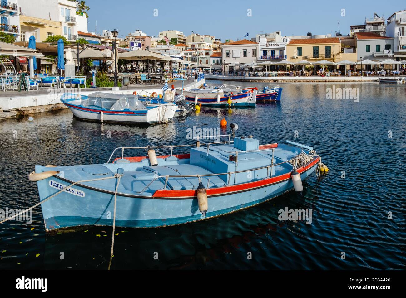 Agios Nikolaos, Creta, Grecia. Agios Nikolaos è una pittoresca cittadina nella parte orientale dell'isola di Creta, costruita sul lato nord-ovest della Foto Stock