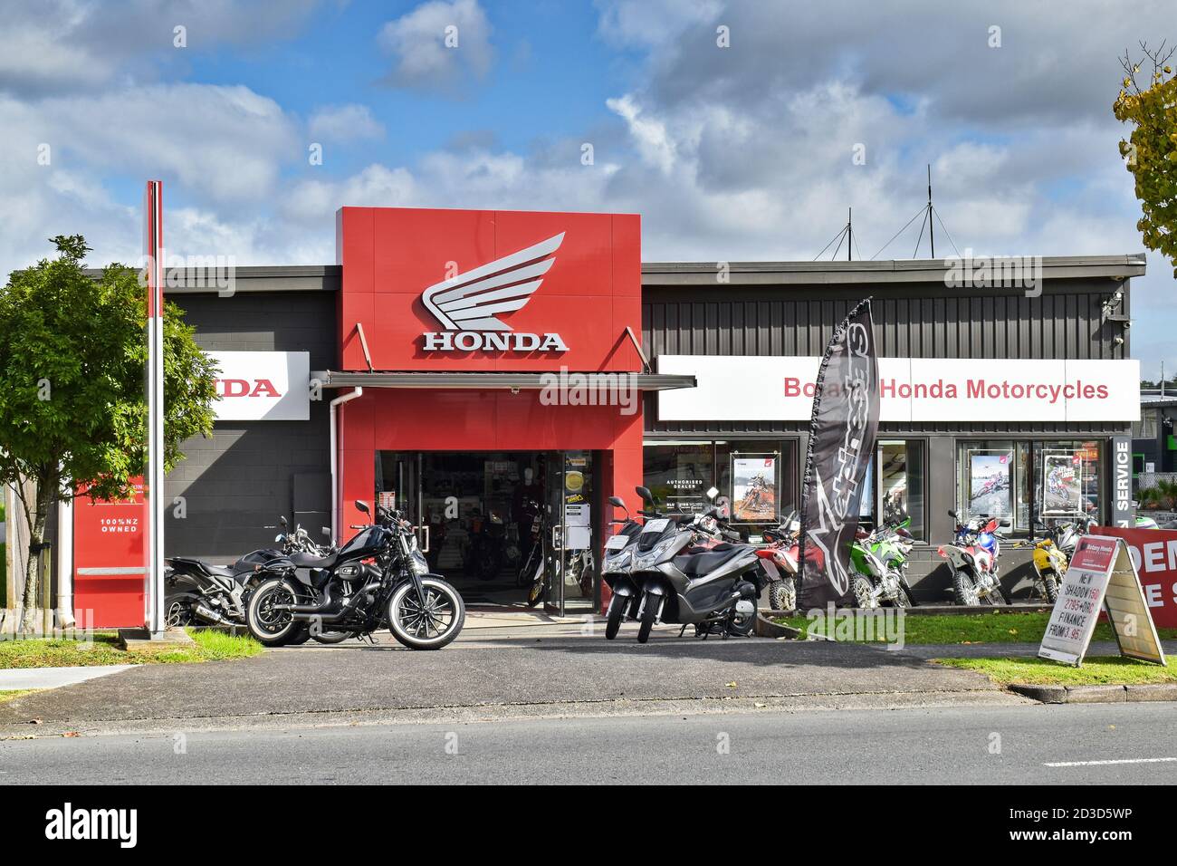 AUCKLAND, NUOVA ZELANDA - 02 aprile 2019: Auckland / Nuova Zelanda - 2 aprile 2019: Negozio Honda Motorcycles a East Tamaki Foto Stock