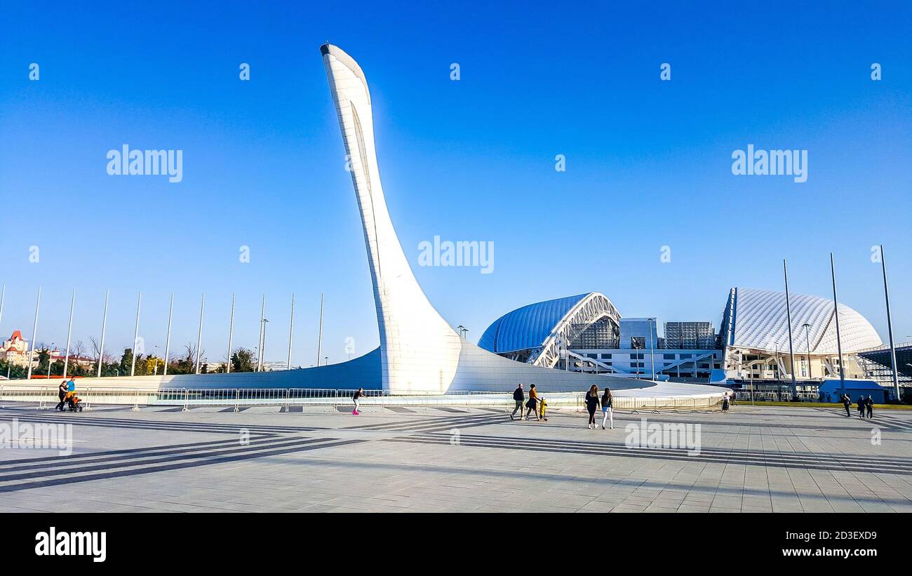 Olympic Flame Bowl in Medals Plaza. Sochi, Russia Foto Stock