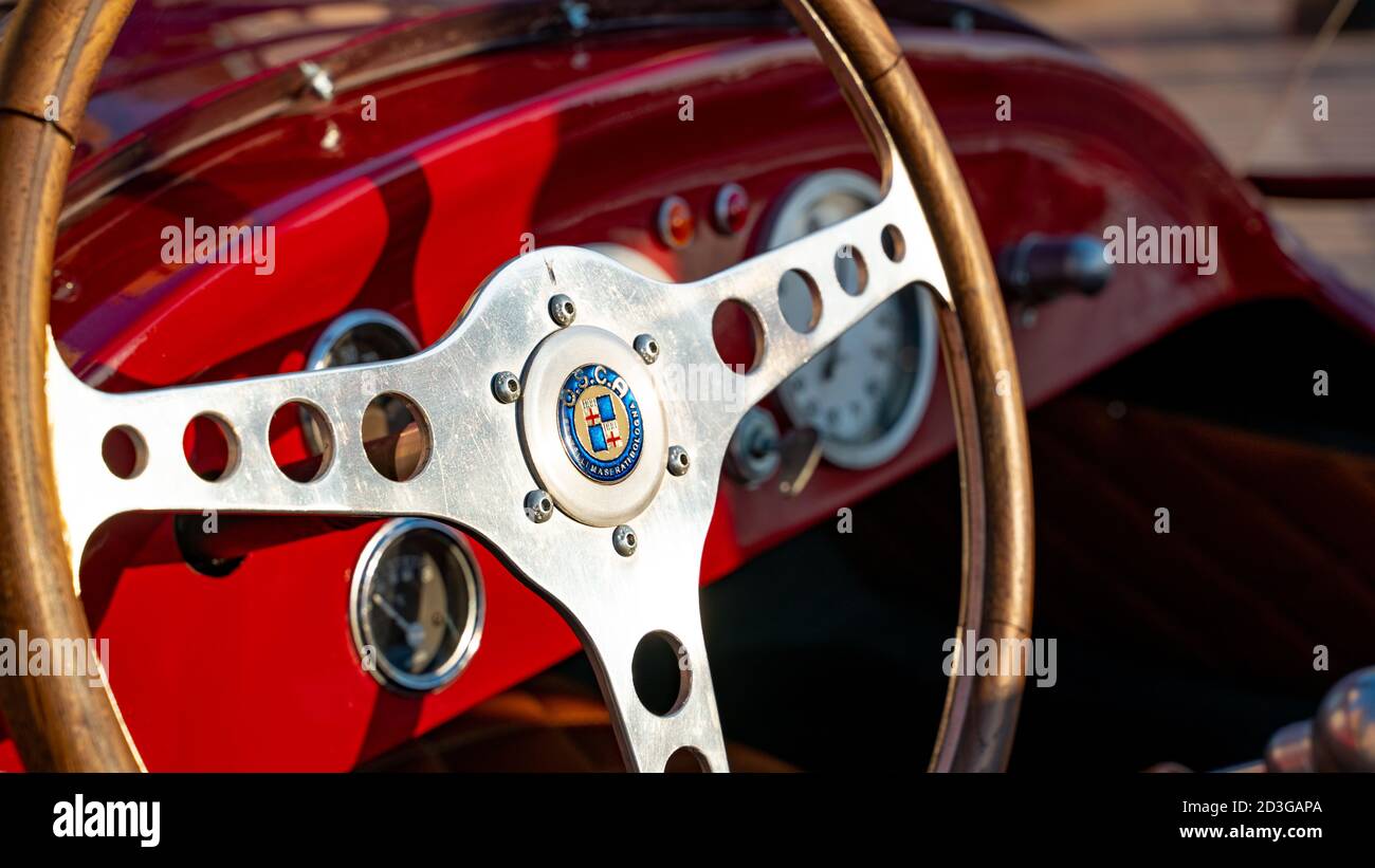 Doha, Qatar: 4 Marzo 2020: 1957 maserati O.S.C.A. vettura sportiva classica Foto Stock