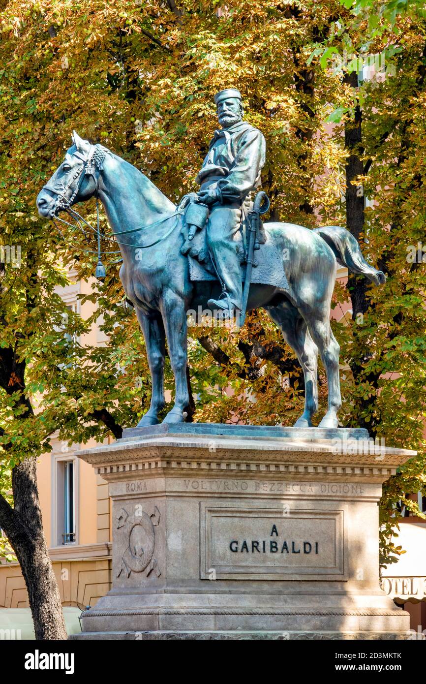 Monumento a Giuseppe Garibaldi in via dell’Indipendenza, Bologna, Italia Foto Stock