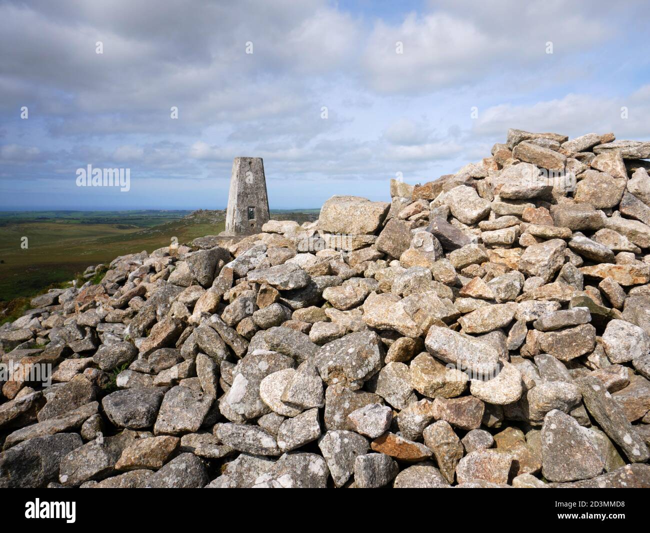 Il punto di triangolazione alla cima di Brown Willy, Bodmin Moor, Cornovaglia Foto Stock