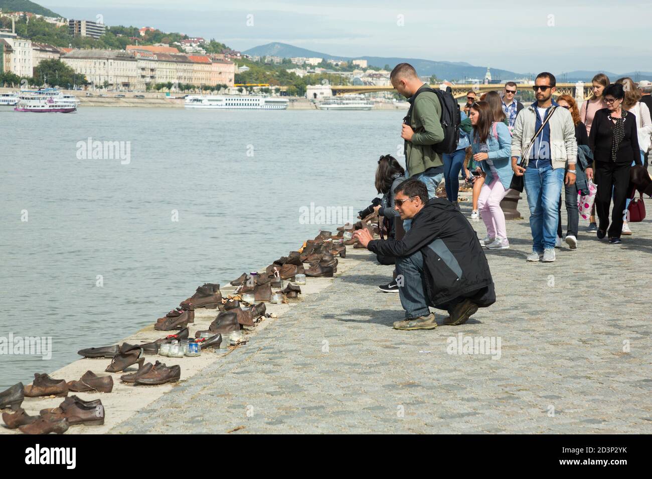 Scarpe sul memoriale della Banca del Danubio a Buspest, Ungheria Foto Stock