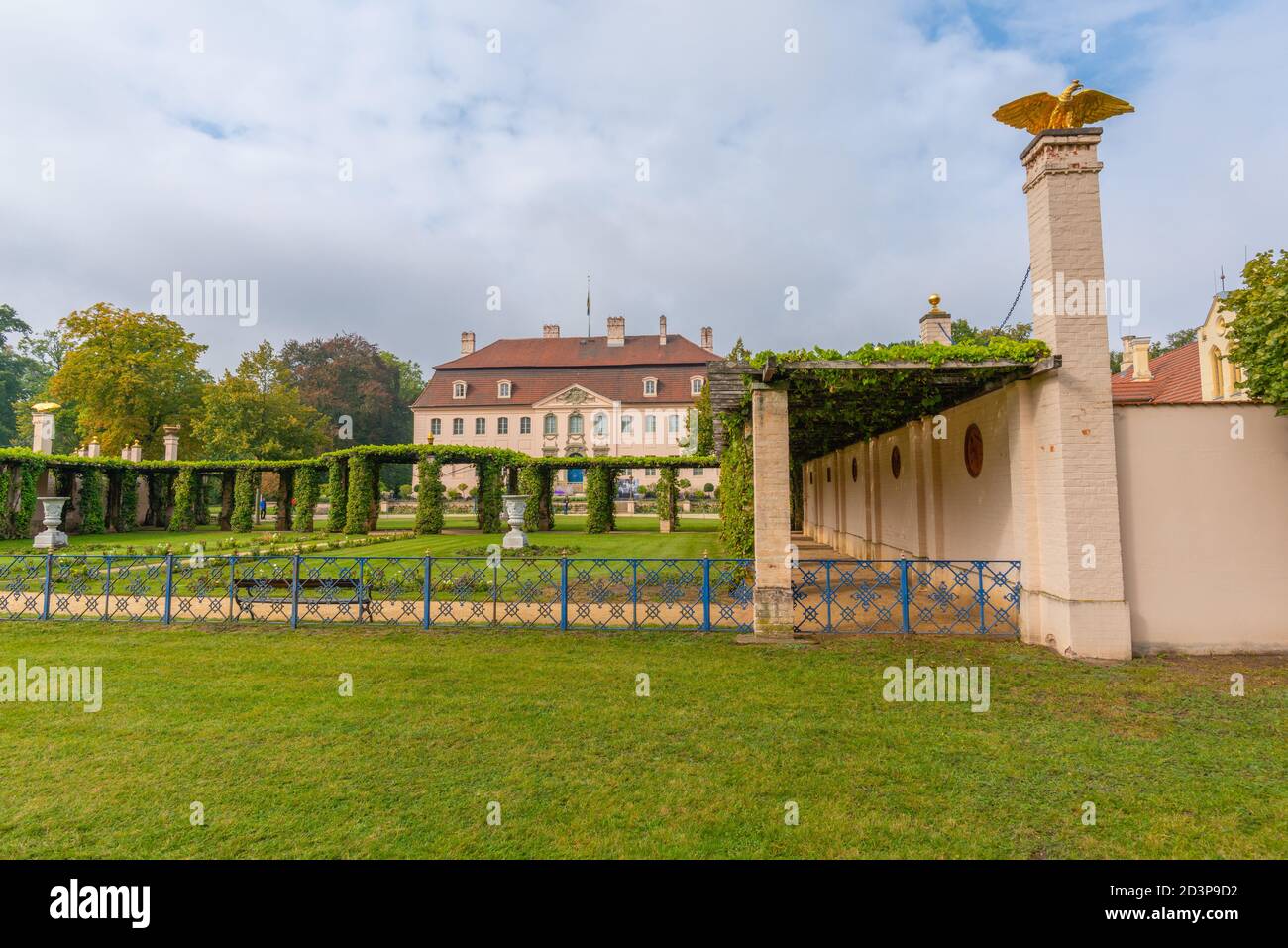 Fürst Pückler Park und Schloss a Branitz, il palazzo del pensionamento del principe Pekkler´s, oggi un museo, Cottbus-Branitz, Brandeburgo, Germania orientale, Europa Foto Stock