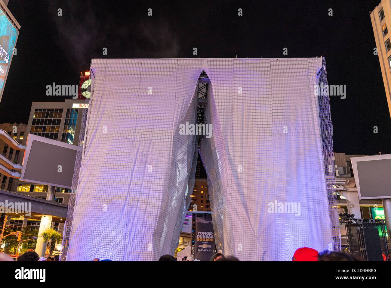 "Nuit Blanche" Arts and Culture Festival a Toronto, Canada, 2019, Yonge-Dundas Square Foto Stock