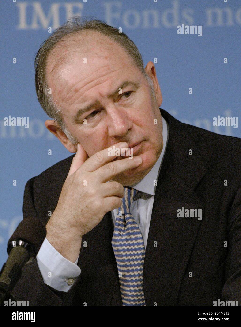 Rodrigo de Rato y Figaredo, amministratore delegato del FMI, durante un briefing stampa presso la sede centrale del FMI, ca. 9 giugno 2004 Foto Stock