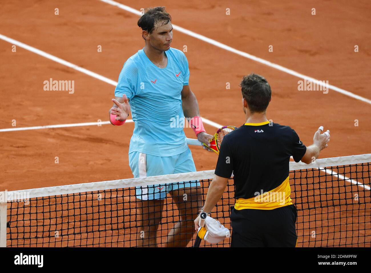 Apael NADAL (ESP) ha vinto la partita, la celebrazione, Rafael NADAL (ESP) ha salutato Diego SCHWARTZMAN (ARG) durante il Roland Garros 2020, Grand Slam tennis tou Foto Stock