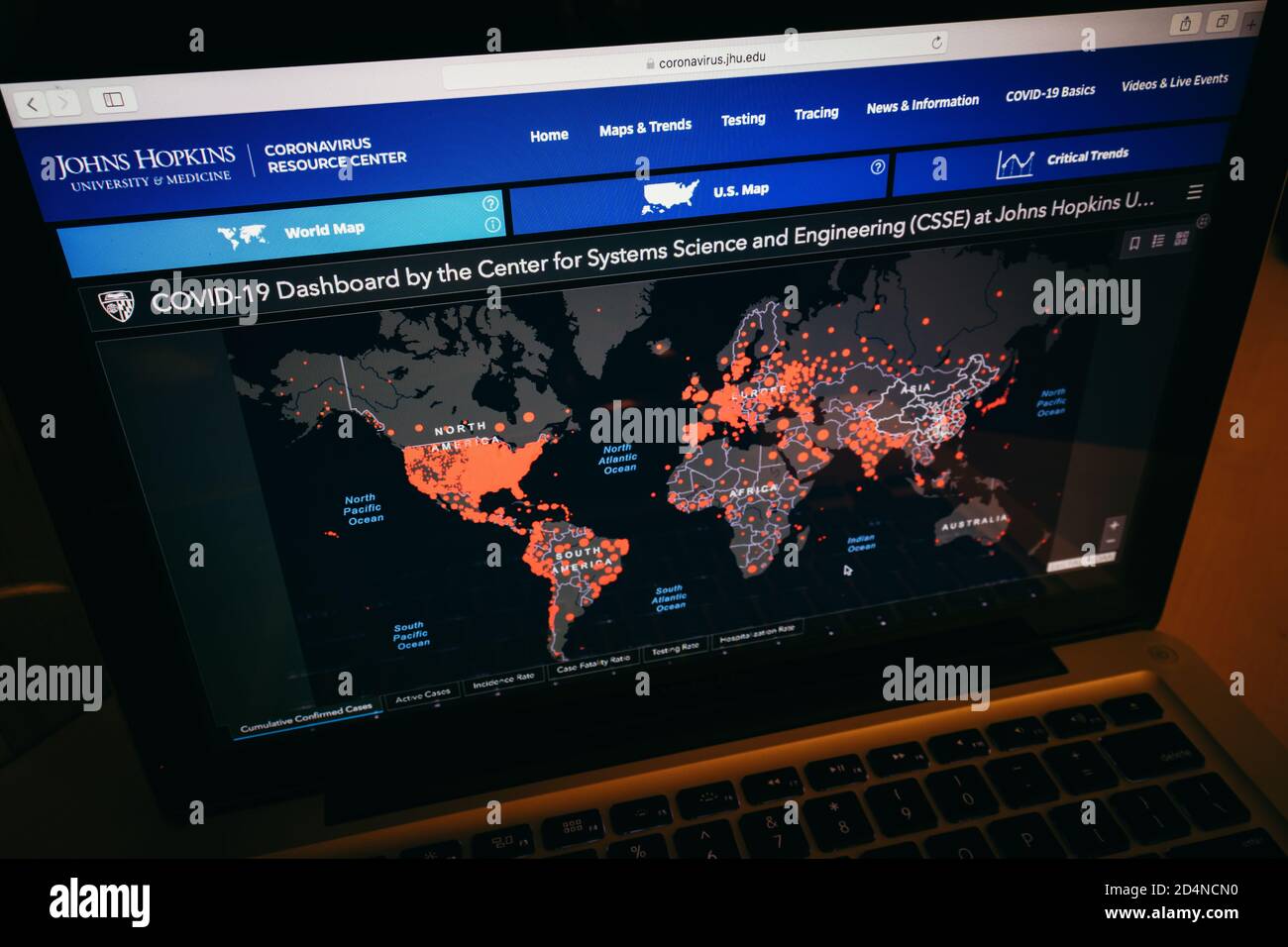 COVID-19 mappa del mondo hotspot secondo Johns Hopkins University COVID-19 Dashboard. Foto Stock