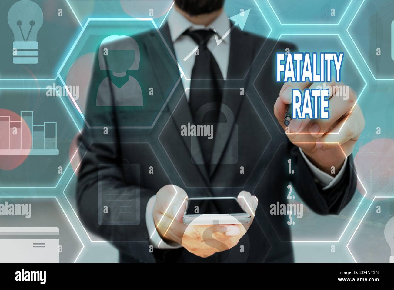 Nota di scrittura che mostra il tasso di Fatalità. Concetto di business per il numero calcolato di decessi in un intervallo specifico di griglie periodo e icone diverse più recenti Foto Stock