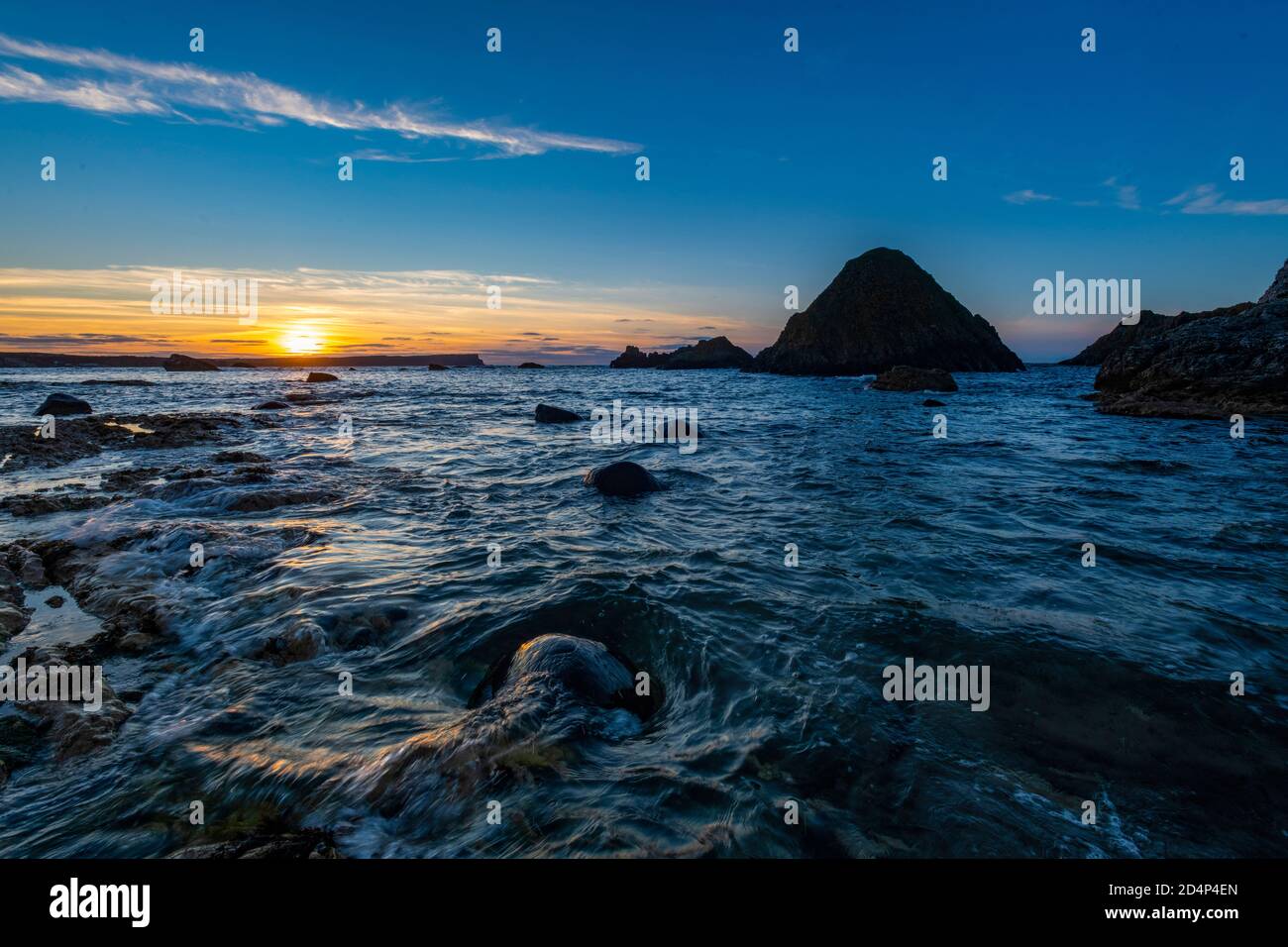 Tramonto a Ballintoy, White Park Bay, County Antrim, Irlanda del Nord Foto Stock