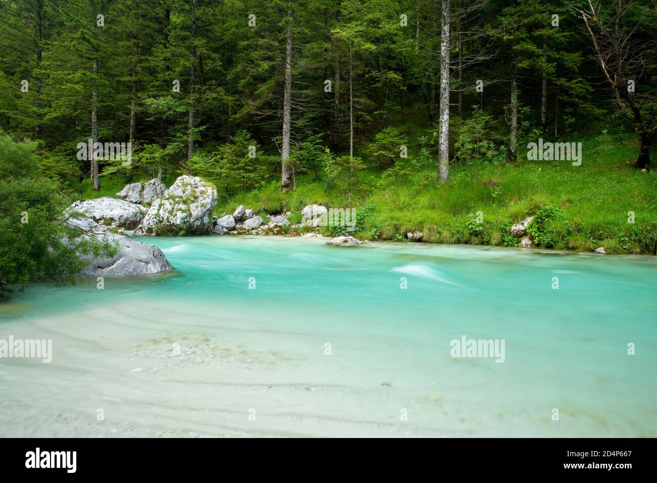 Paesaggio del fiume Soca in Slovenia Foto Stock