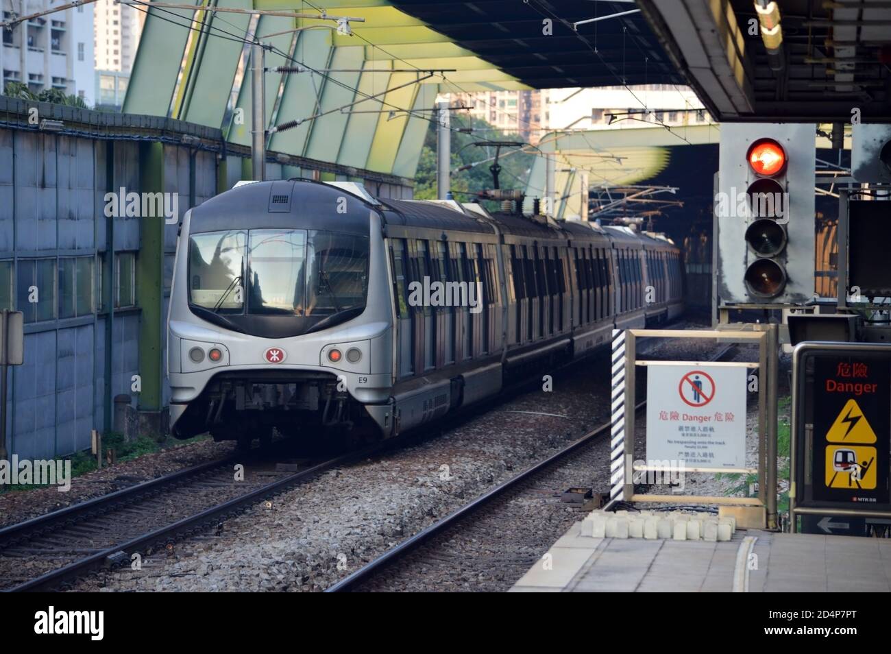 Metro Cammell EMU, treno MLR, stazione Tai Wai, linea ferroviaria Est, Hong Kong Foto Stock