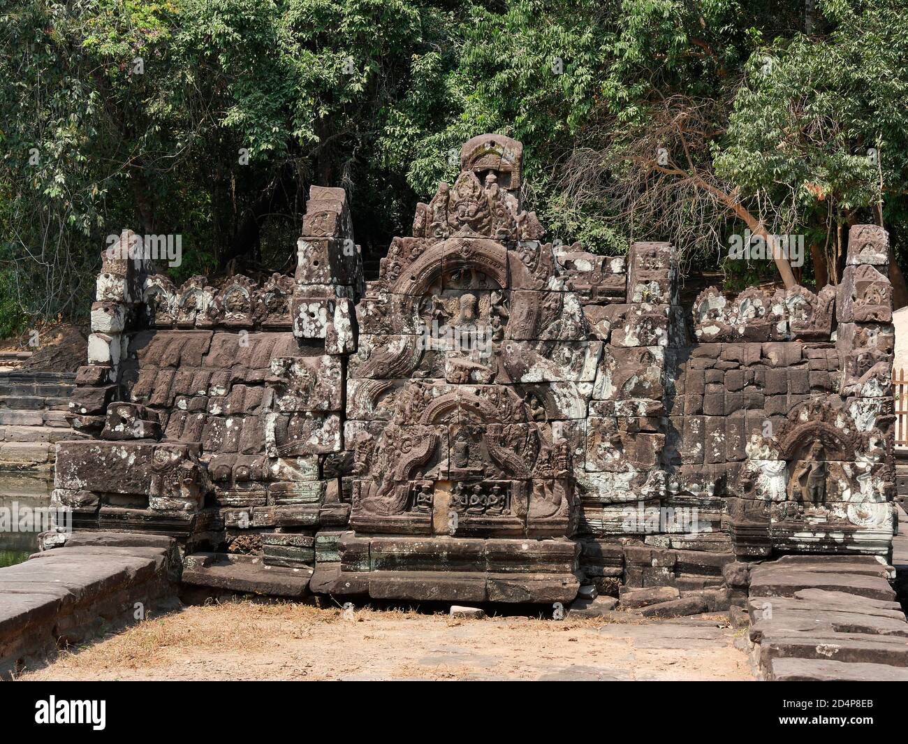 Neak Pean Royal Reservoir, Siem Reap Province, Angkor's Temple Complex Sito Patrimonio dell'Umanità dall'UNESCO nel 1192, costruito dal re Jayavarman V. Foto Stock