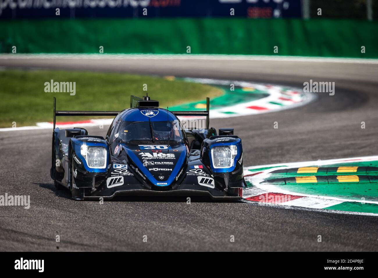 Monza, Italia. 10 ottobre 2020. 30 Gommendy Tristan (fra), Hirschi Jonathan (che), Tereschenko Konstantin (rus), Duqueine Team, Oreca 07 Gibson, in azione nella 2020 4 ore di Monza, 4° round della 2020 European le Mans Series, dal 9 al 11 ottobre 2020 sull'Autodromo Nazionale di Monza, Italia - Foto Thomas Fenetre / DPPI Credit: LM/DPPI/Thomas Fenetre/Alamy Live News Foto Stock