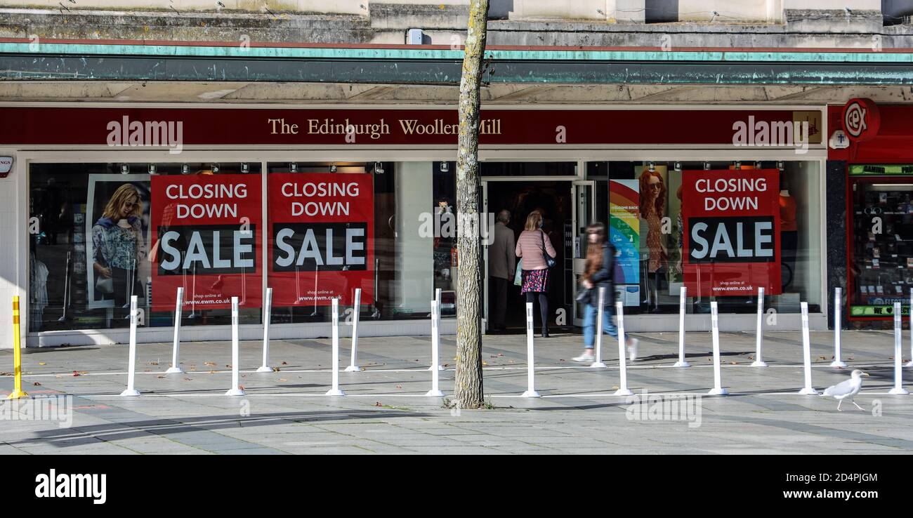 Il negozio Woolen Mill di Edimburgo si trova nel centro di Plymouth è impostato per chiudere nonostante le notizie che la città è per beneficiare di un pool di quasi £2 milioni ( Foto Stock