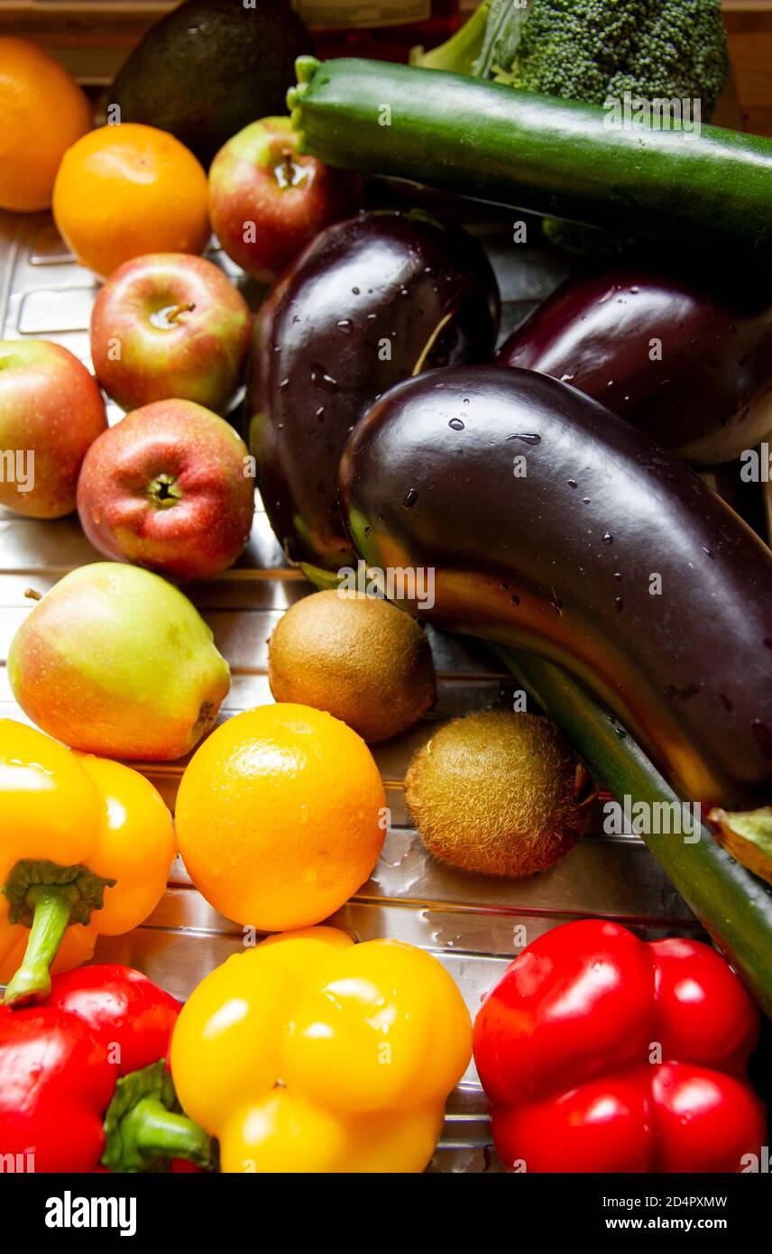 disinfezione di frutta e verdura Foto Stock