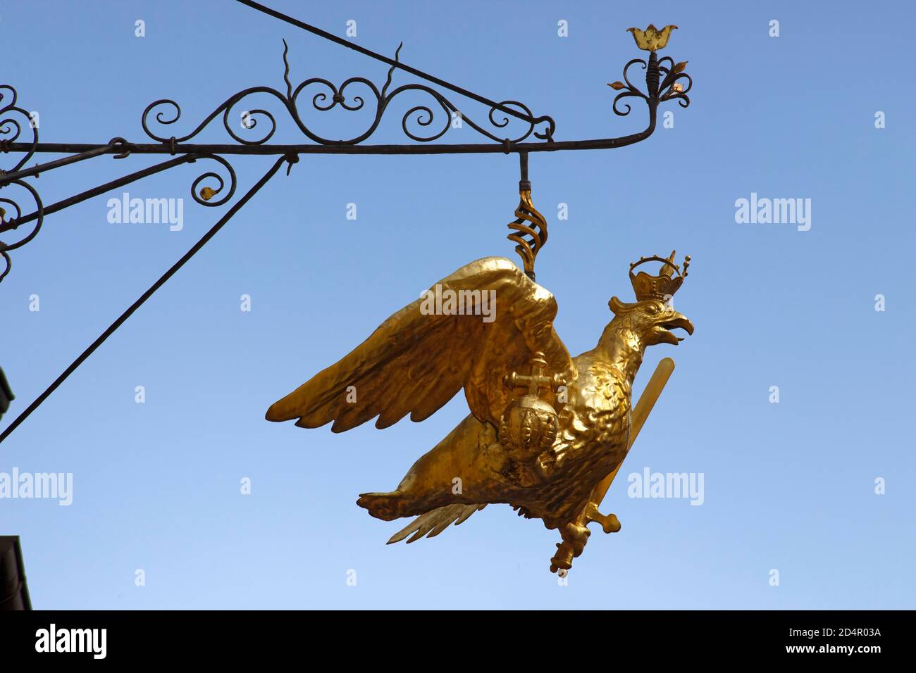 Scudo nasale, Aquila con spada, corona e orba, animale araldico della Prussia, Aquila reale prussiana, oro, Langenzenn, Franconia media, Franconia Foto Stock