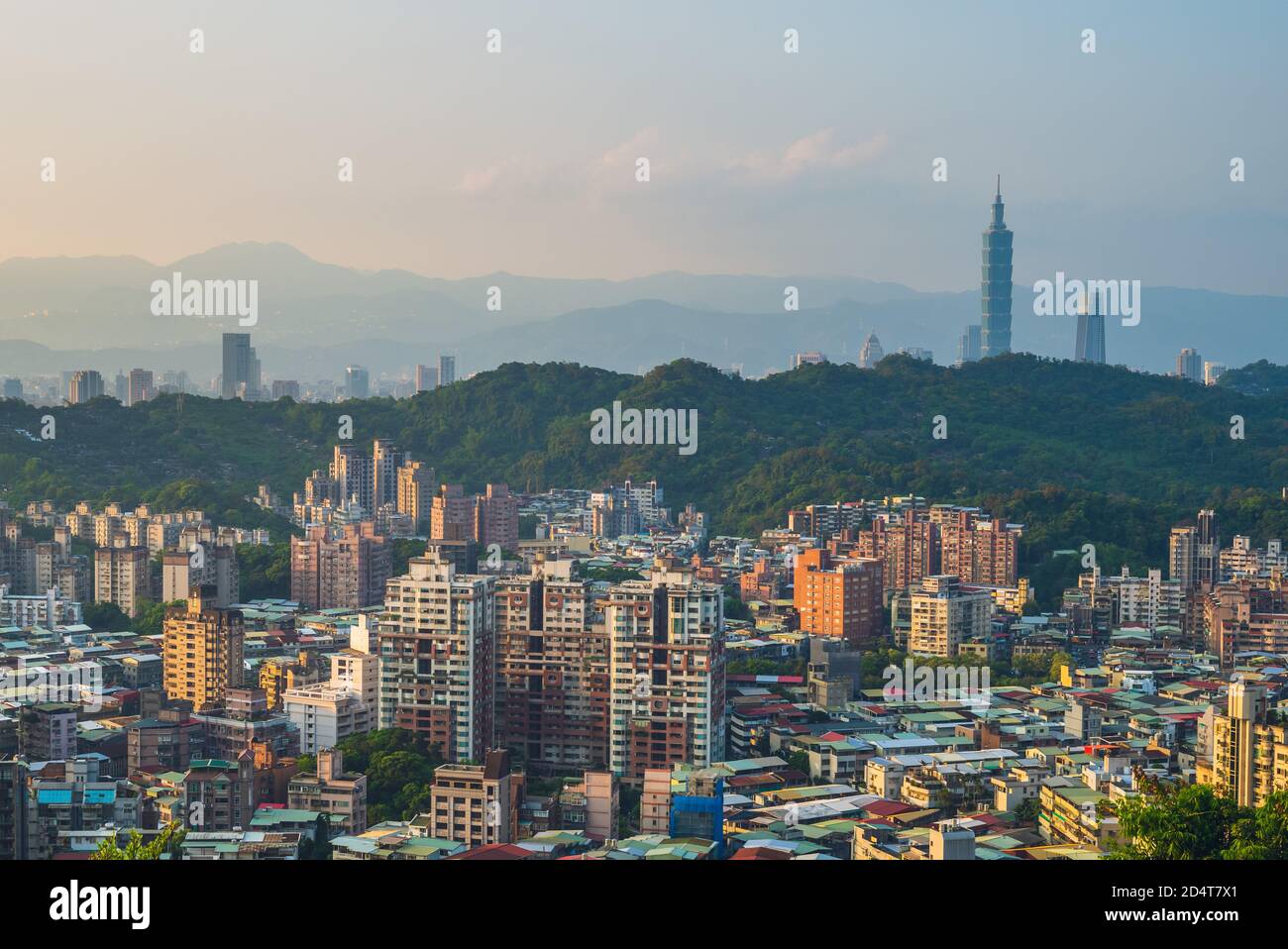 Vista panoramica della città di Taipei a taiwan Foto Stock