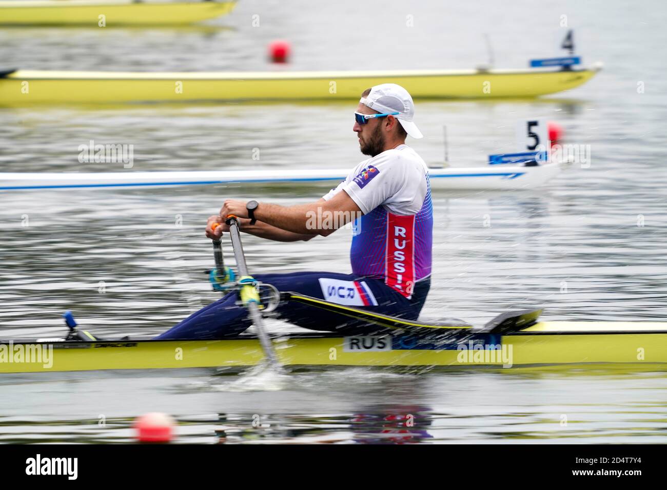 10-10-2020 ROEIEN: EUROPESE KAMPIOENSCHAPPEN 2020: POZNAN POLEN Alexander Vyazovkin della Russia compete in semifinale Mens Single sculls durante il giorno 2 dei Campionati europei di canottaggio 2020 il 10 ottobre 2020 a Poznan, Polonia. Foto di Soenar Chamid/AFLO (HOLLAND OUT) Foto Stock