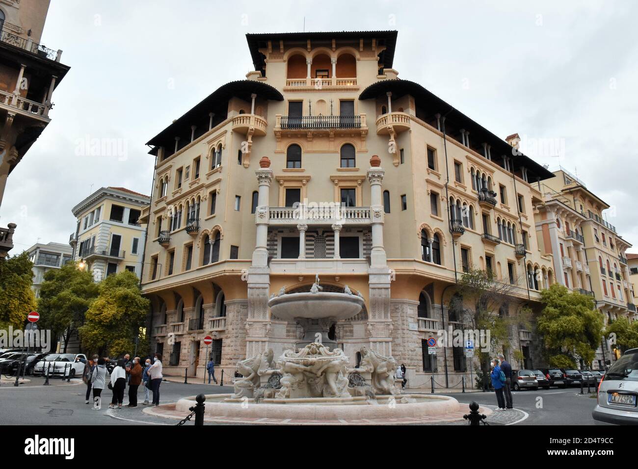 EDIFICI DEL QUARTIERE DI COPPEDE IN LIBERTÀ E ART DECO' STILE Foto Stock