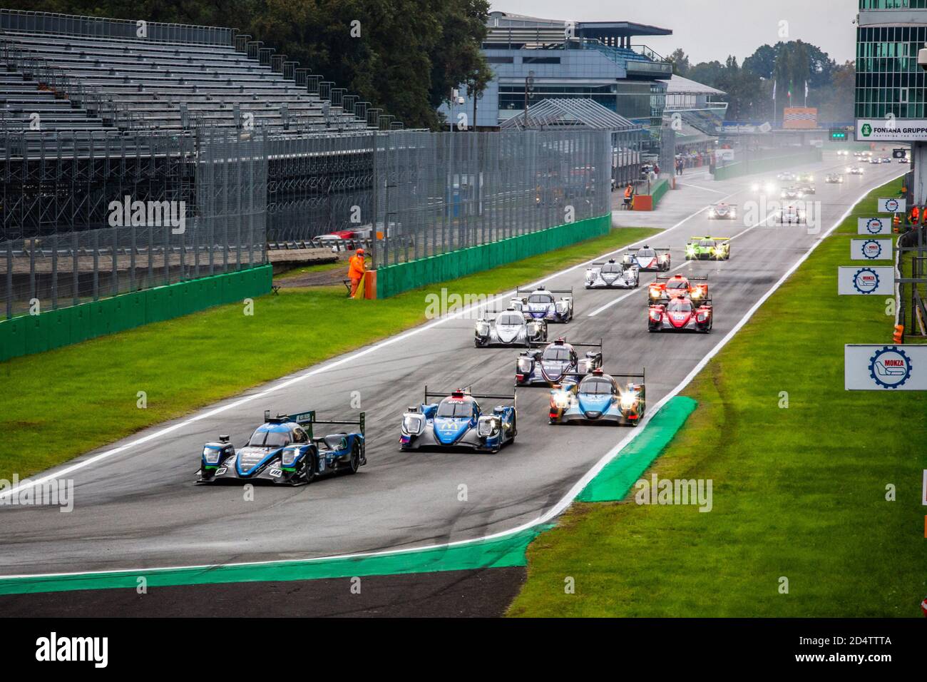 Monza, Italia. 11 Ottobre 2020. 30 Gommendy Tristan (fra), Hirschi Jonathan (che), Tereschenko Konstantin (rus), Duqueine Team, Cool, Oreca 07 Gibson, Action 31 Canal Julien (fra), Jamin Nicolas (fra), Stevens Will (gbr), Panis Racing, Oreca 07 Gibson, Action 37, Alexandria Racing, 07 Azione secondo inizio di gara, parte, nel corso della 2020 4 ore di Monza, 4° round della 2020 European le Mans Series, dal 9 al 11 ottobre 2020 sull'Autodromo Nazionale di Monza, Italia - Photo Germain Hazard / DPPI Credit: LM/DPPI/Ger Foto Stock