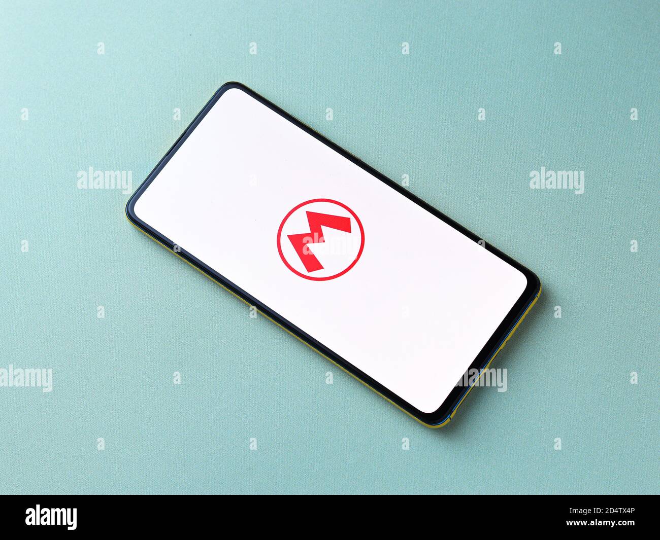 Assam, india - 11 Ottobre 2020 : il logo di Super mario sull'immagine di riserva dello schermo del telefono. Foto Stock