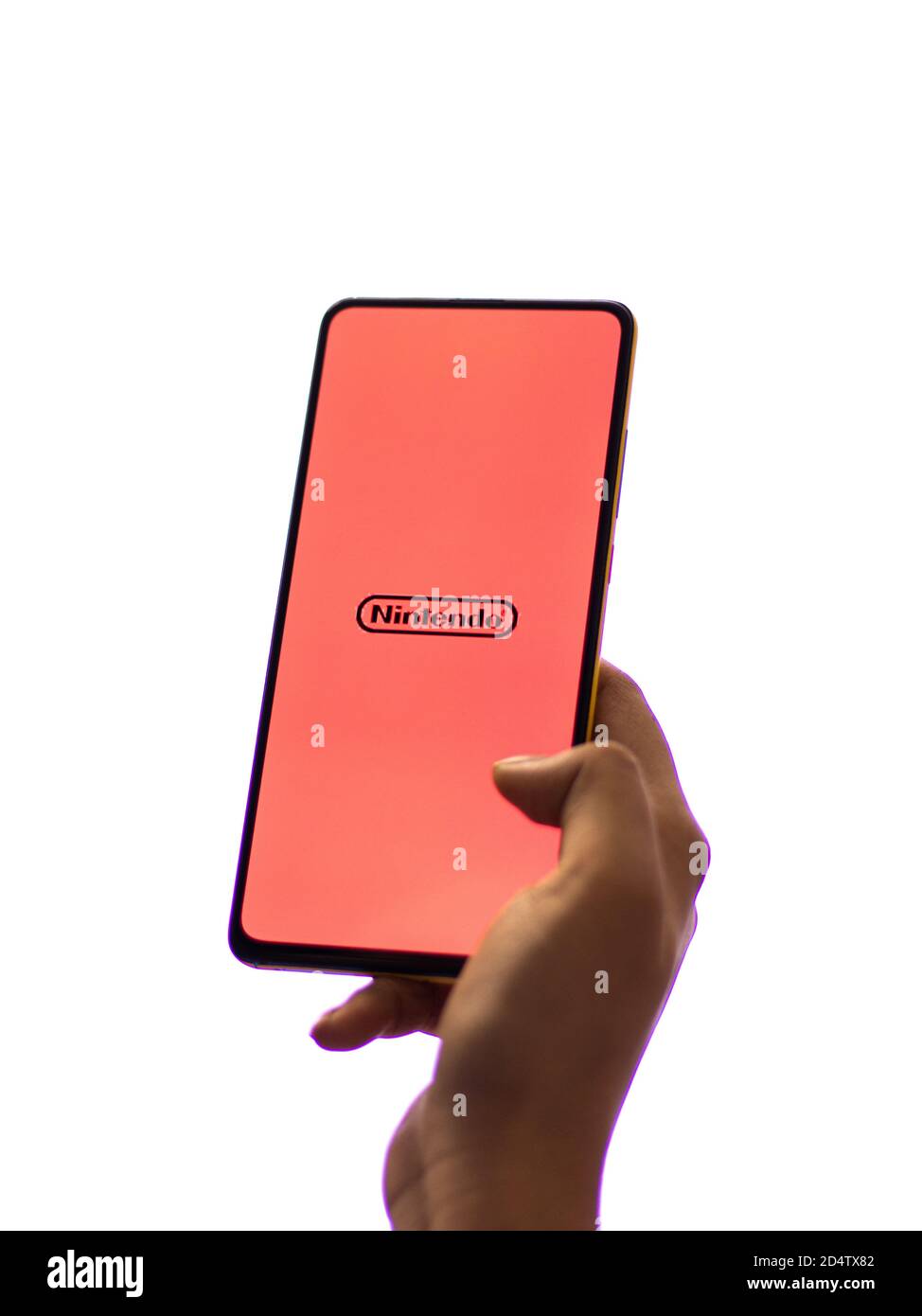 Assam, india - 11 Ottobre 2020 : il logo di Super mario sull'immagine di riserva dello schermo del telefono. Foto Stock
