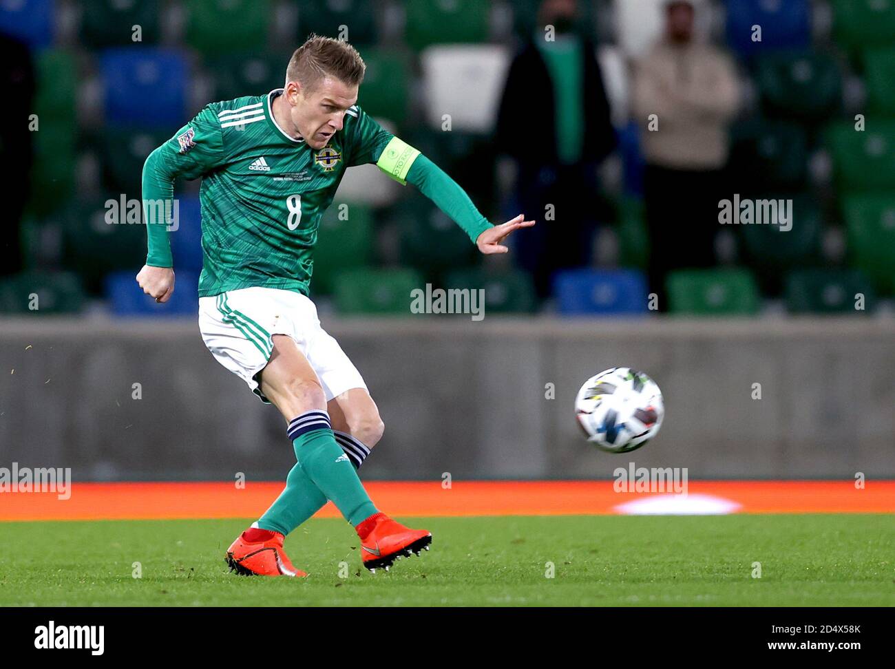 Il capitano dell'Irlanda del Nord Steven Davis durante la UEFA Nations League Group 1, Lega B partita a Windsor Park, Belfast. Foto Stock