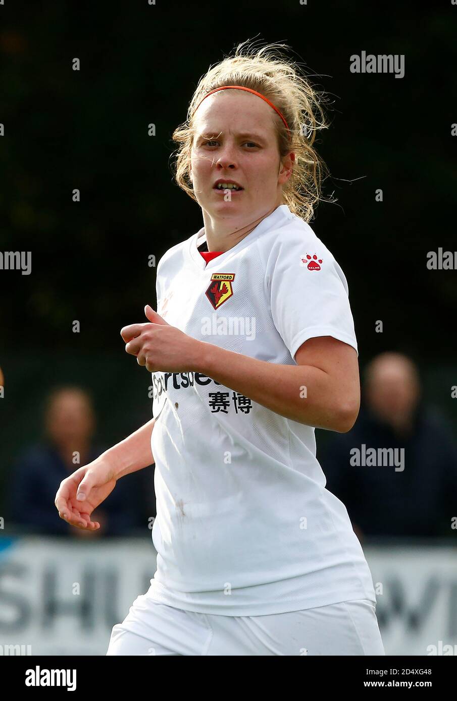 Horley, Regno Unito. 11 Ottobre 2020. Anne Meiwald di Watford Ladies durante la Lega nazionale delle donne del fa - la divisione di Premier meridionale fra le Signore di Wasps di Crawley e le Signore di Watford a Horley Town il 11 ottobre 2020 a Horley, l'Inghilterra accreditamento: Azione sport/Alamy in tensione Notizie Foto Stock